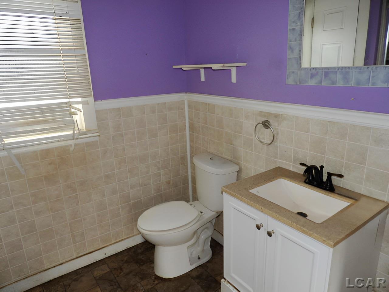 2713 Lilac Road, Hillsdale, MI, 49242