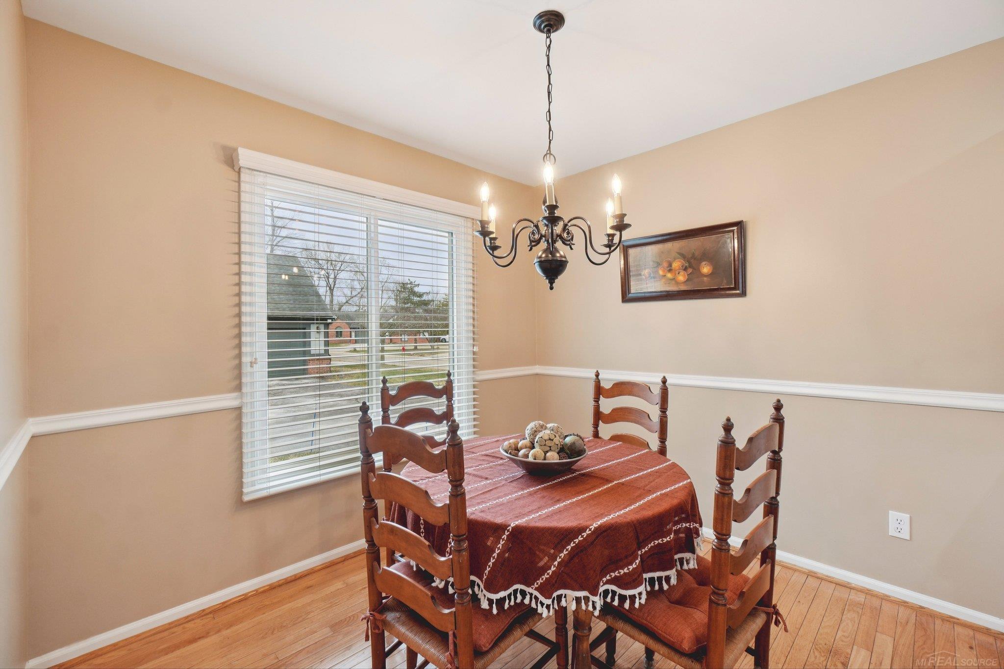 2799 Lochmoor Boulevard, Lake Orion, MI, 48360