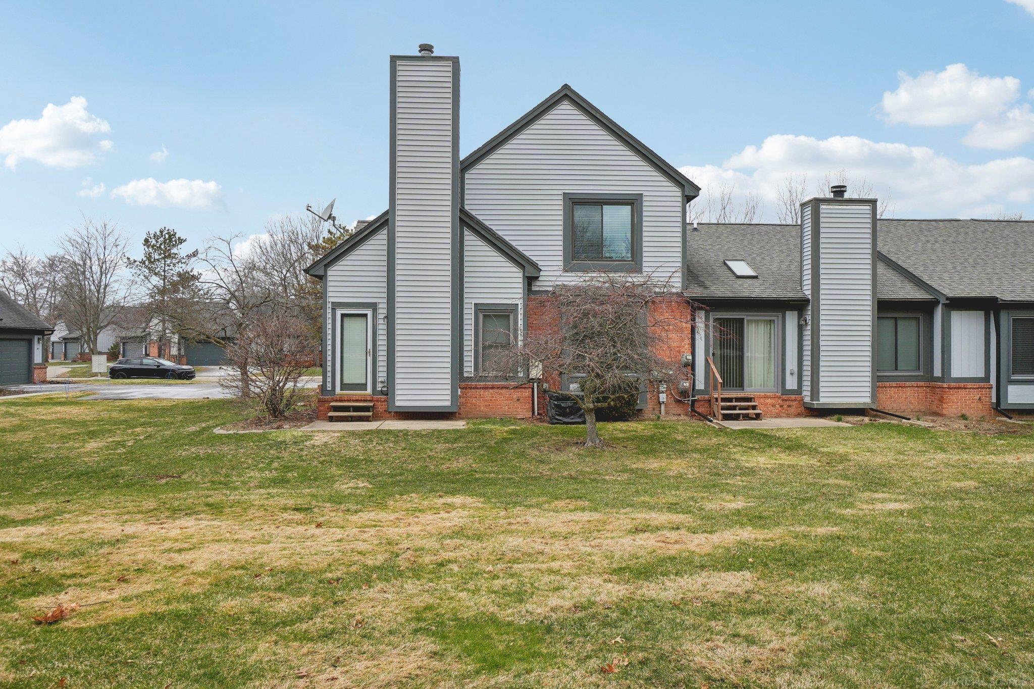 2799 Lochmoor Boulevard, Lake Orion, MI, 48360