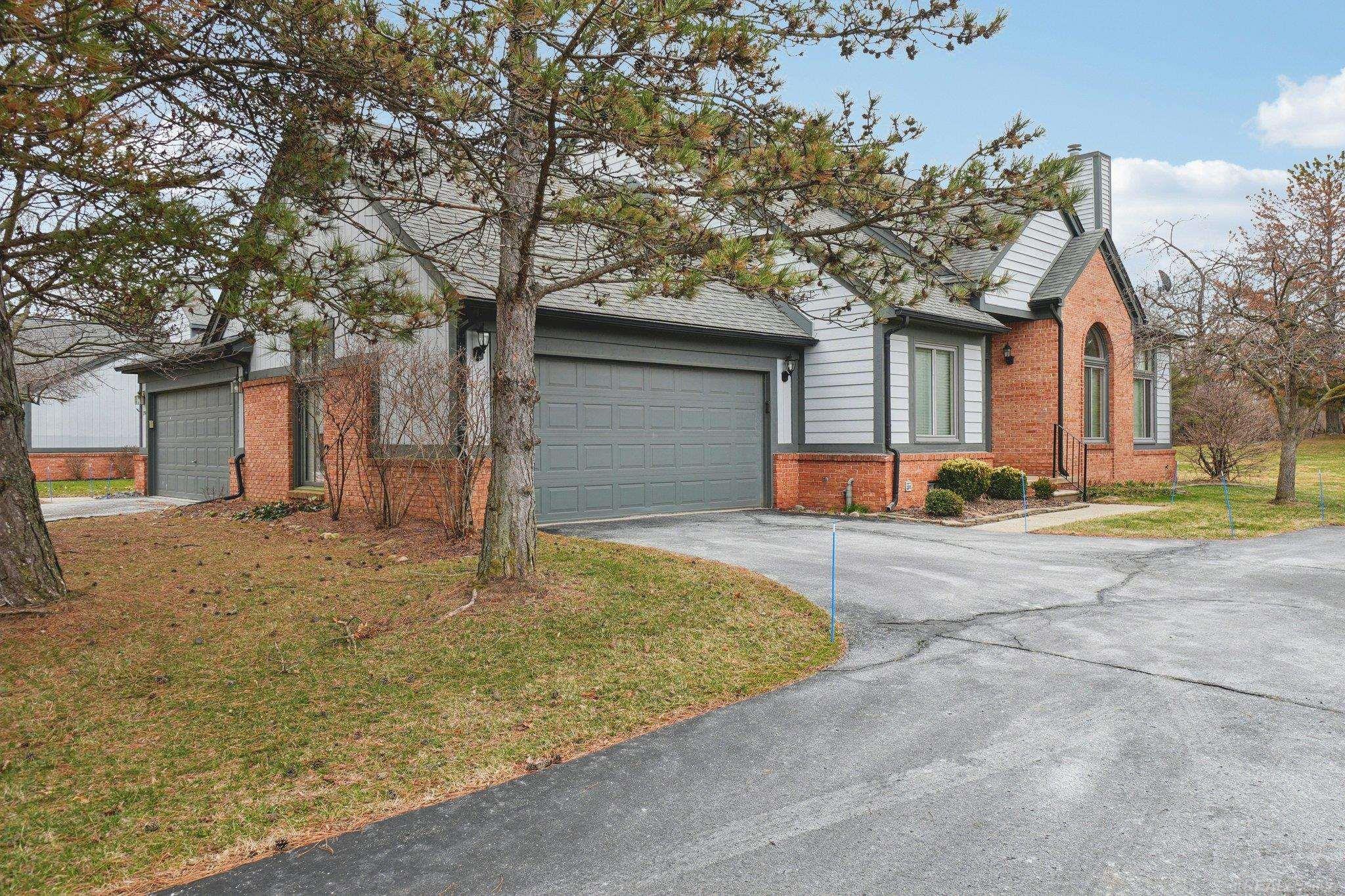 2799 Lochmoor Boulevard, Lake Orion, MI, 48360