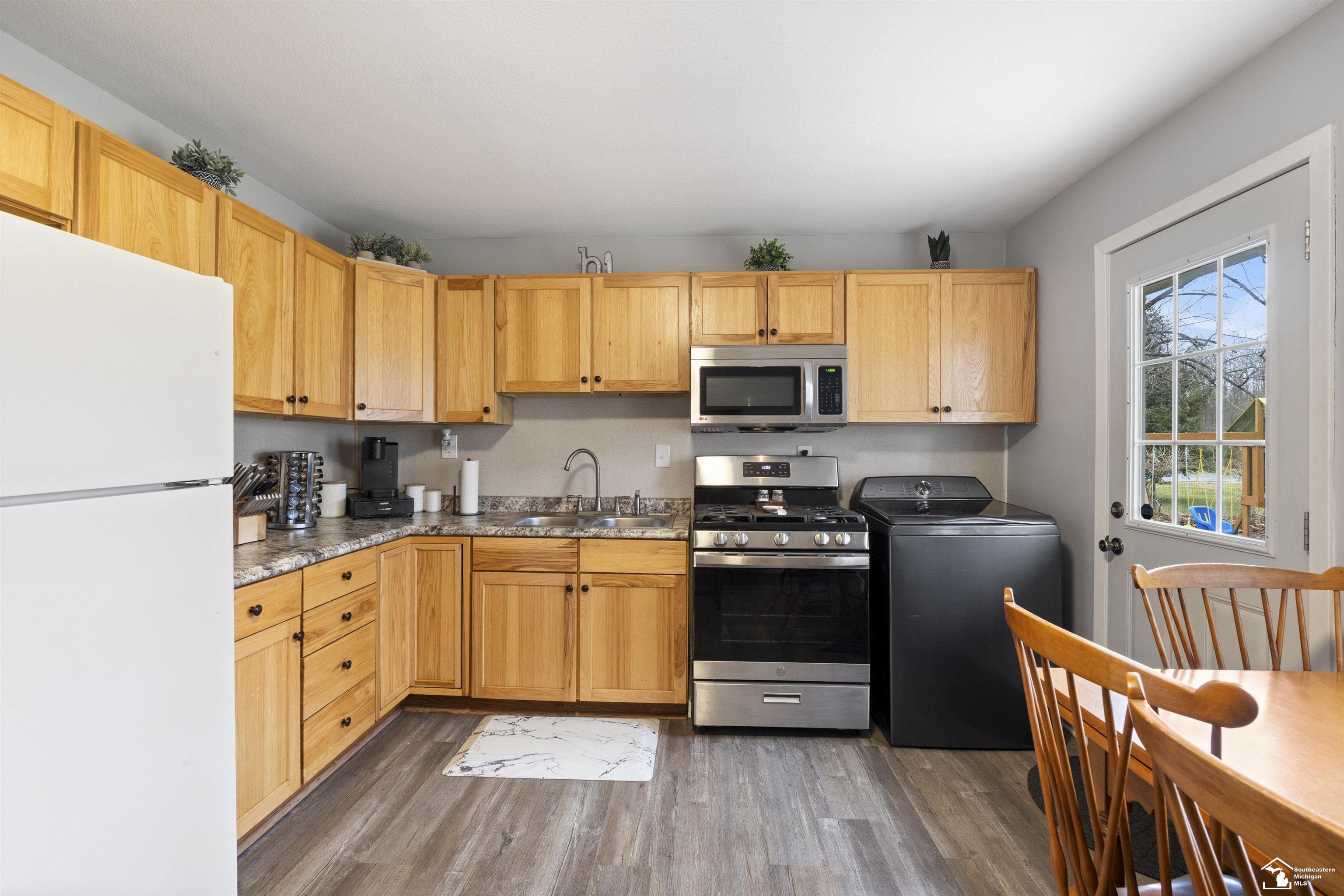 2165 Occidental Highway, Adrian, MI, 49221