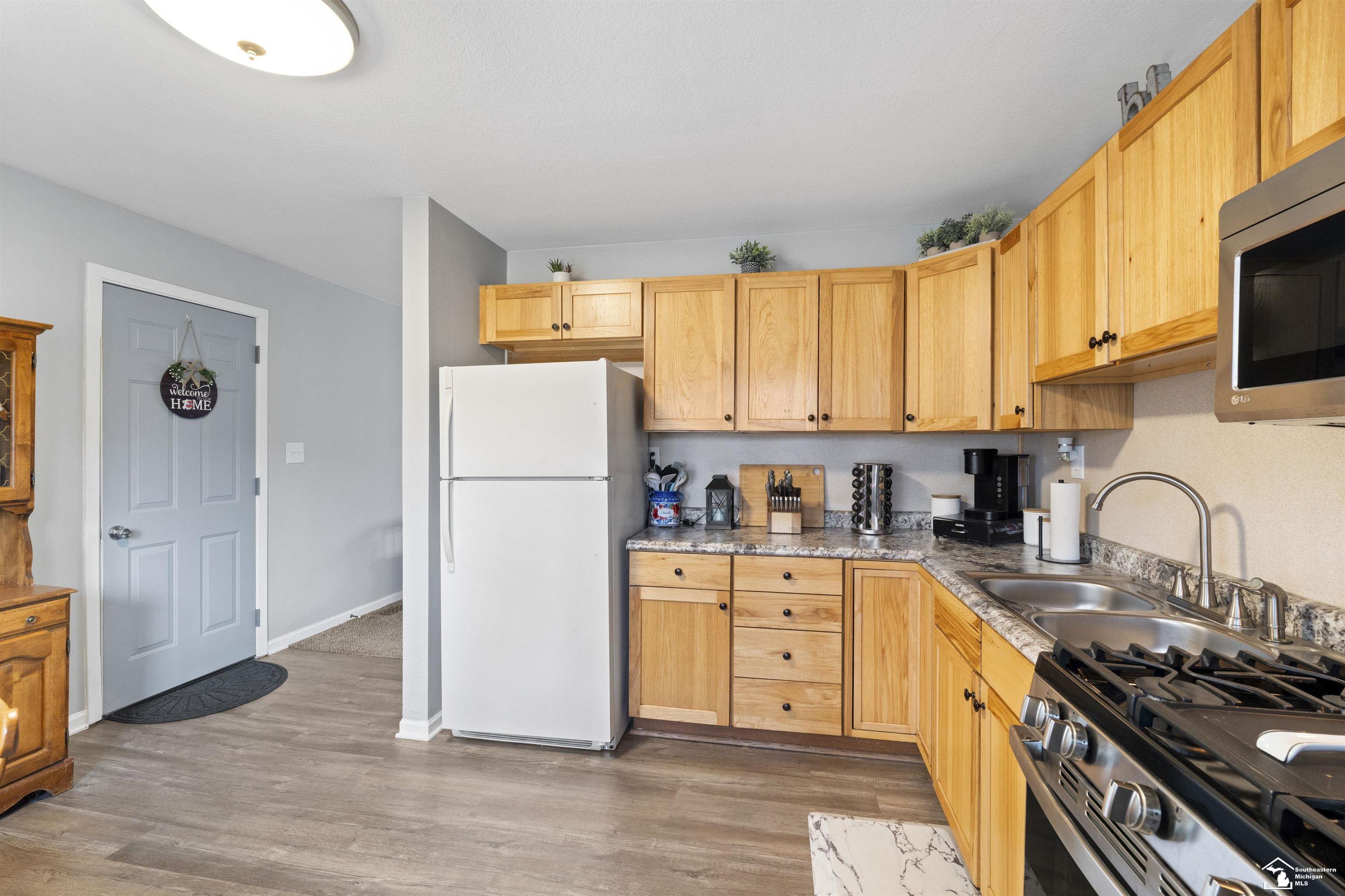 2165 Occidental Highway, Adrian, MI, 49221