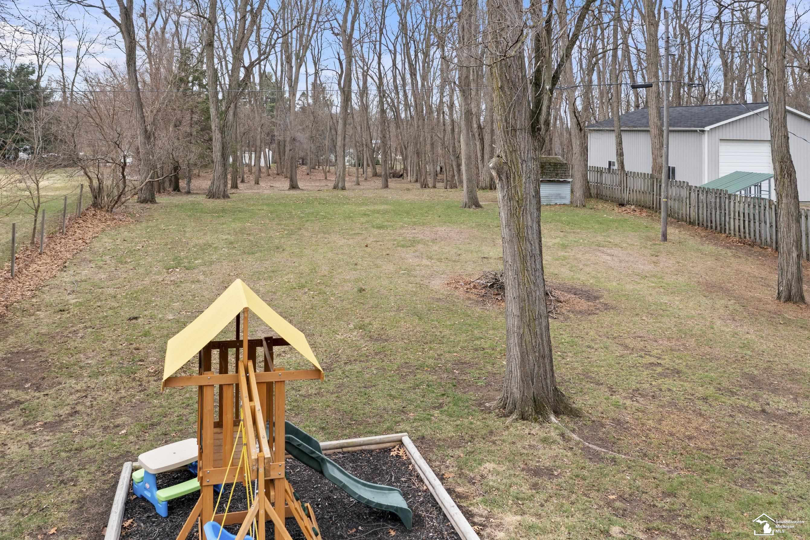 2165 Occidental Highway, Adrian, MI, 49221