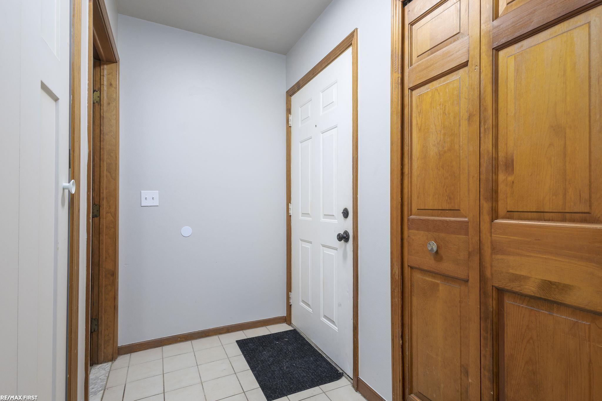 Homes for sale in Roseville, MI | 29846 Utica Rd, Roseville, MI 48066