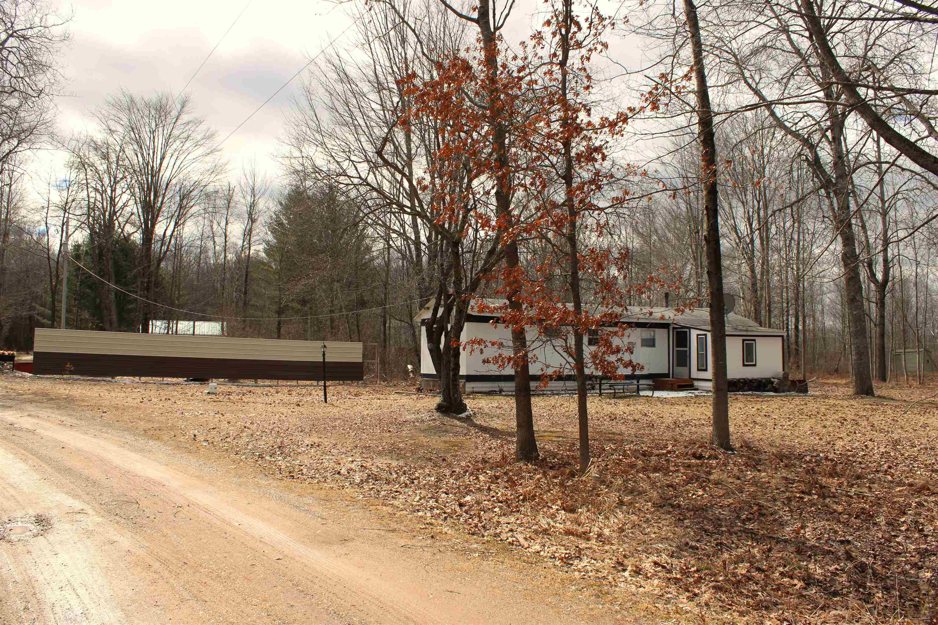 <p><i>Your Next Home Is Calling</i></p>