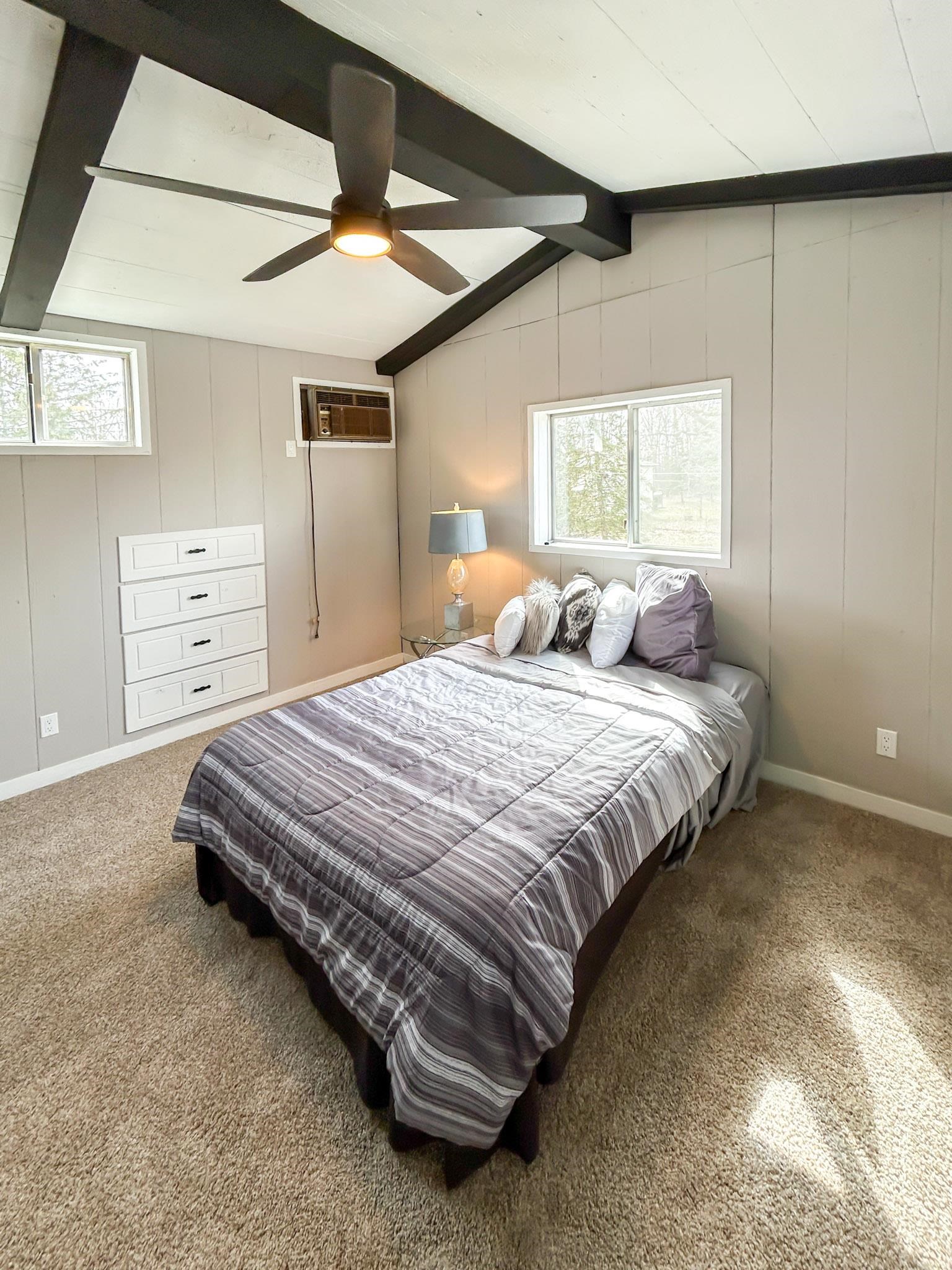 2399 E Parkwood Avenue, Burton, MI, 48529