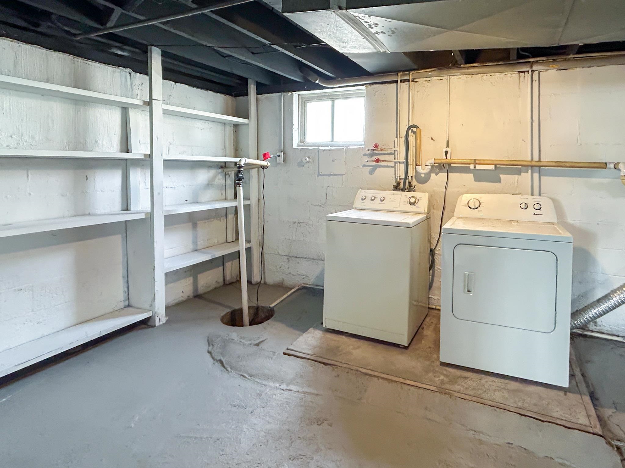 2399 E Parkwood Avenue, Burton, MI, 48529