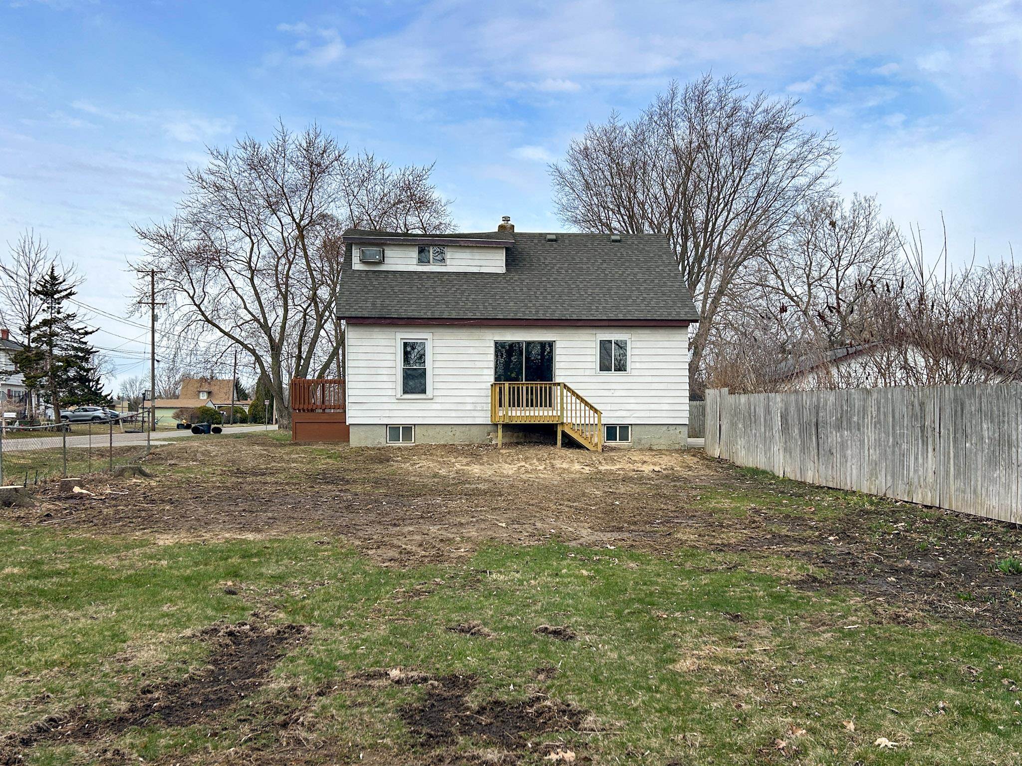 2399 E Parkwood Avenue, Burton, MI, 48529