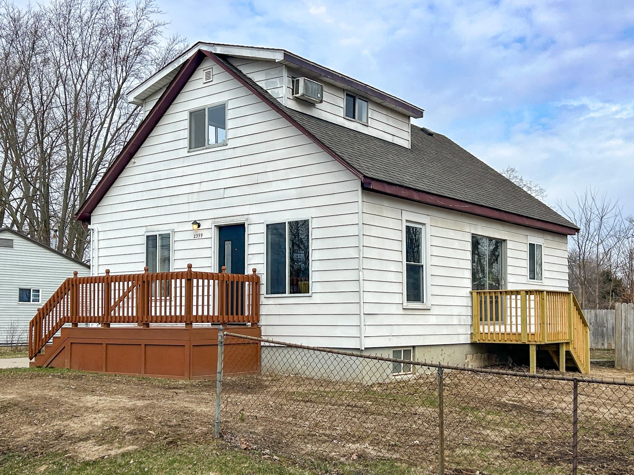 2399 E Parkwood Avenue, Burton, MI, 48529