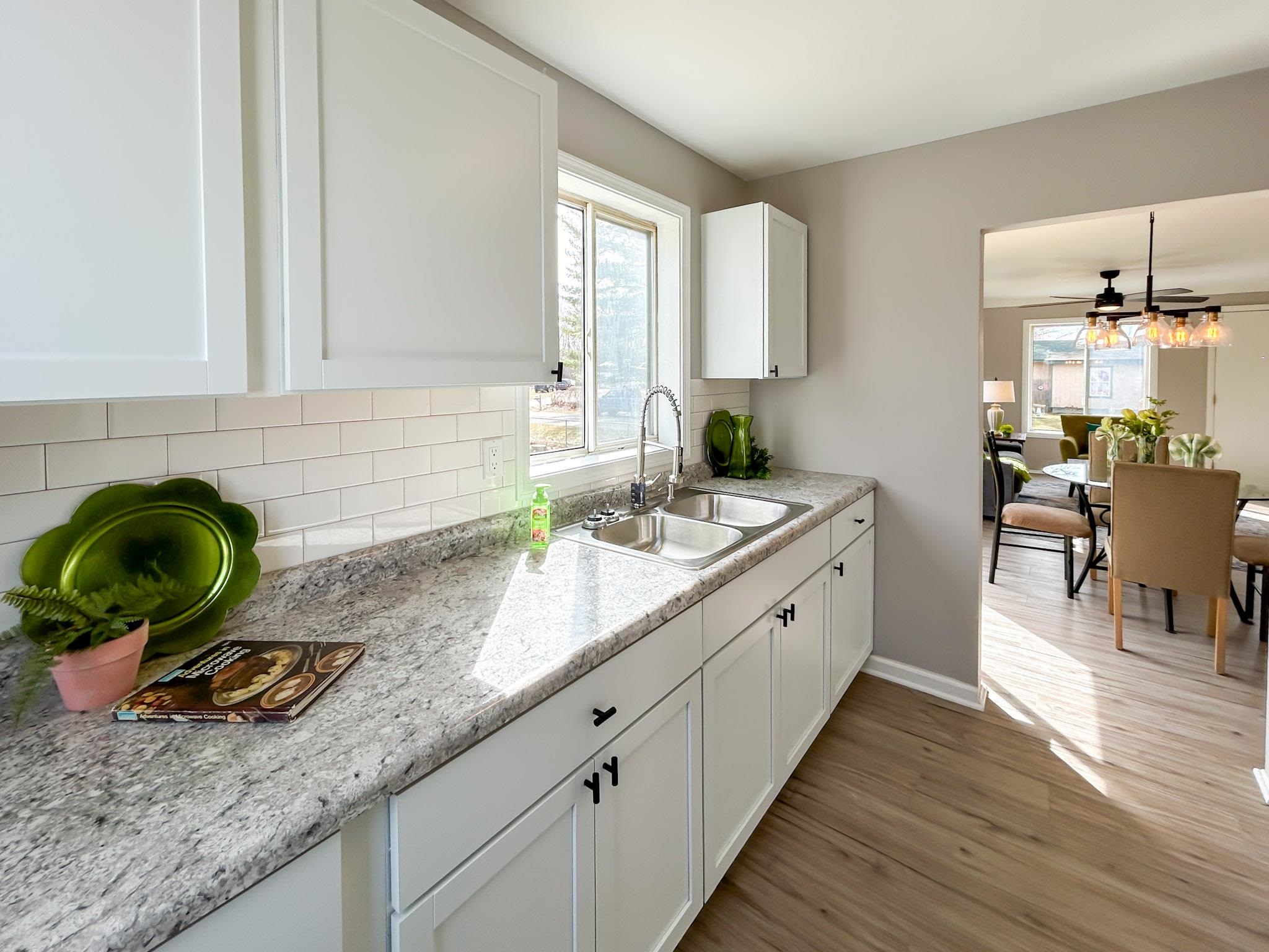 2399 E Parkwood Avenue, Burton, MI, 48529