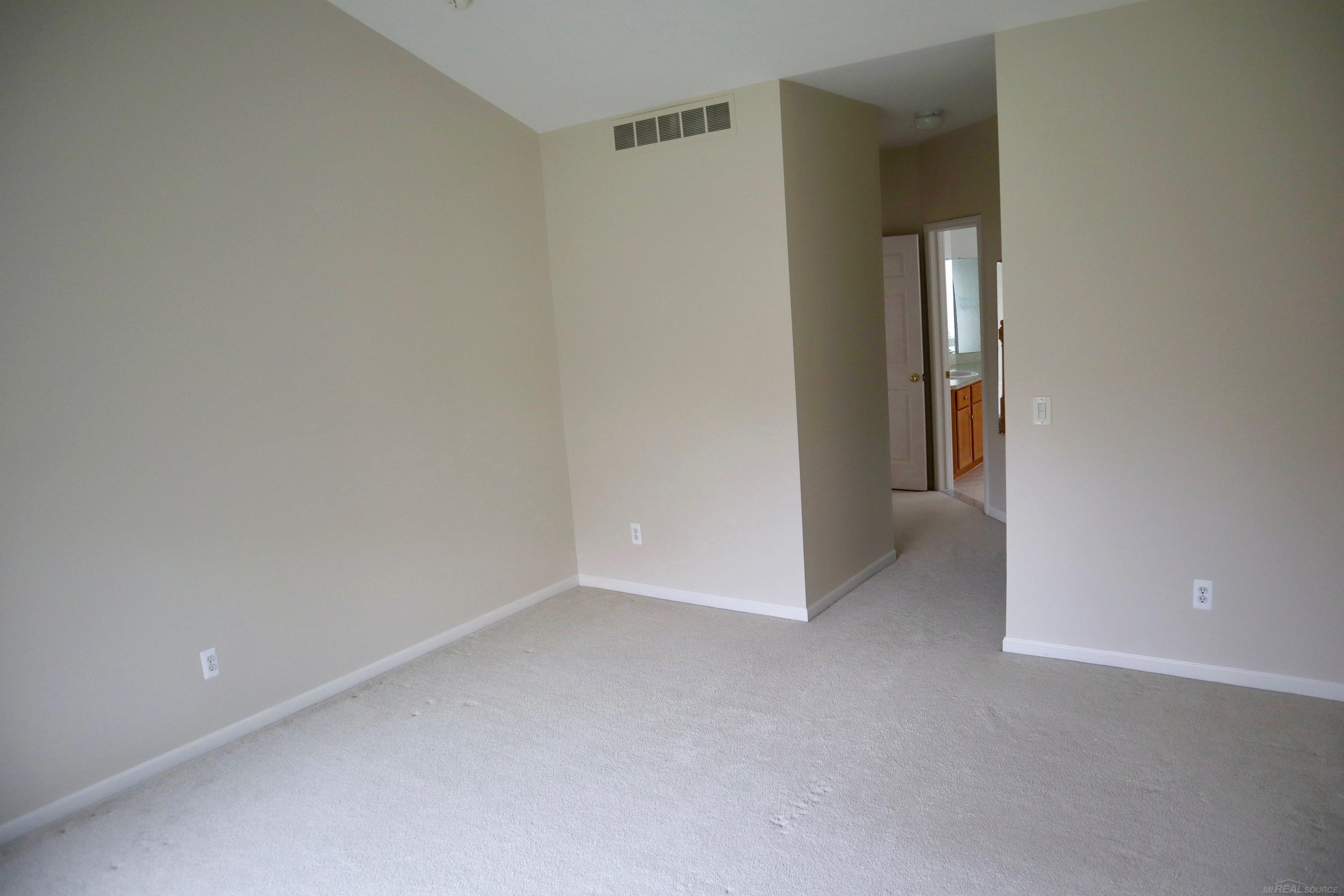 48364 Franklin Drive, Macomb, MI, 48044