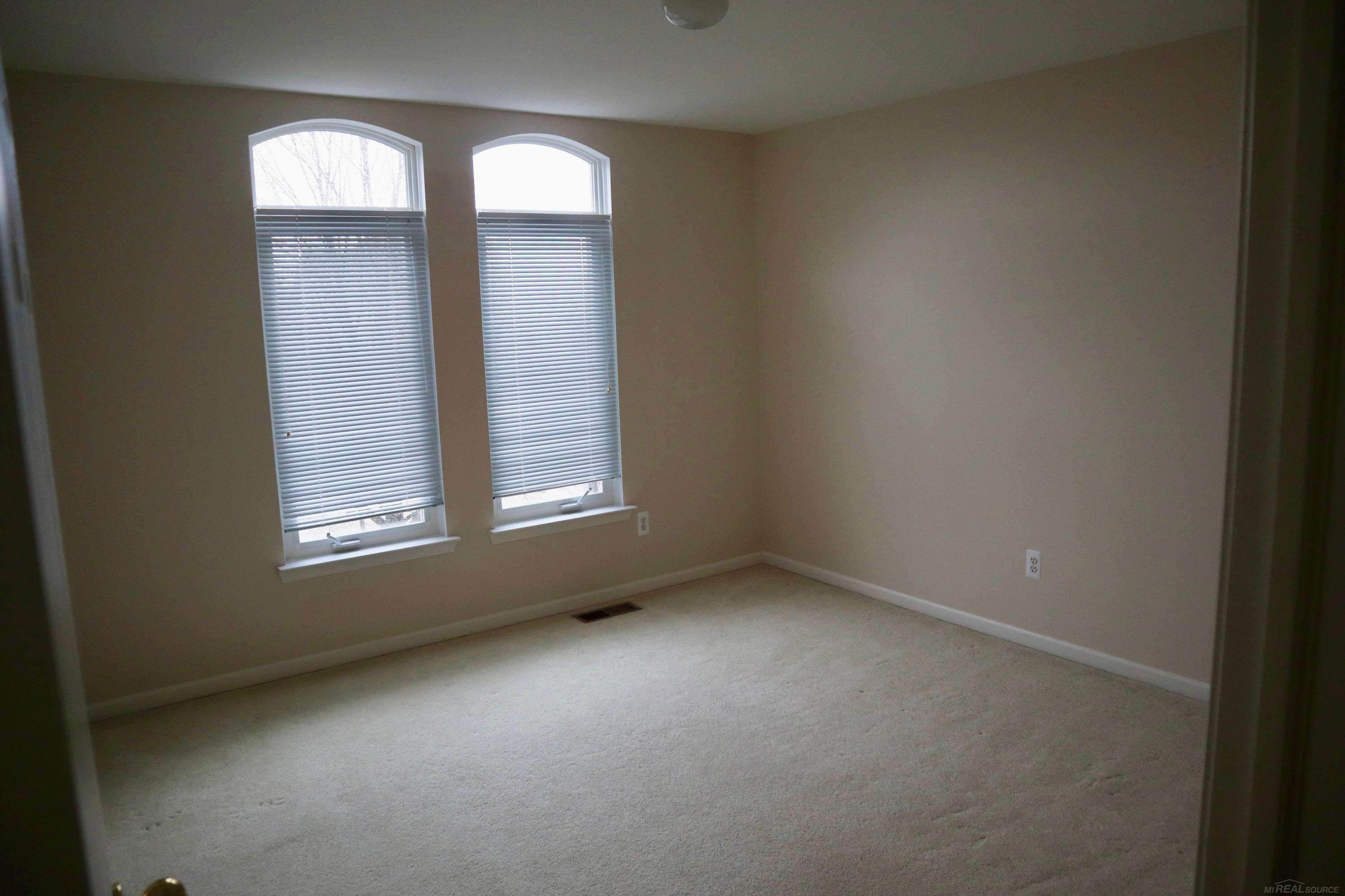 48364 Franklin Drive, Macomb, MI, 48044