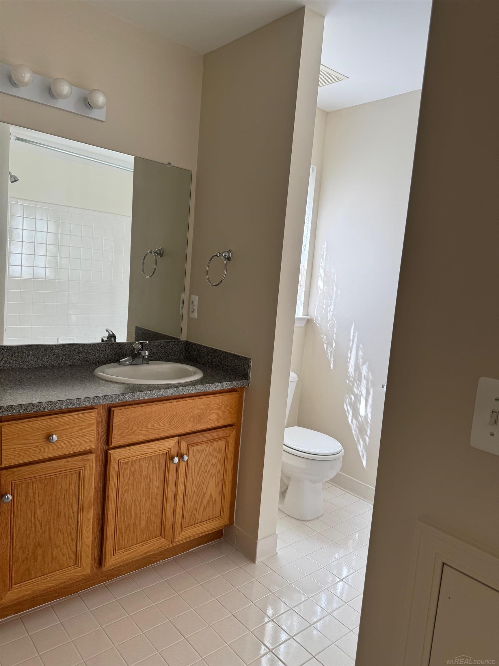 48364 Franklin Drive, Macomb, MI, 48044