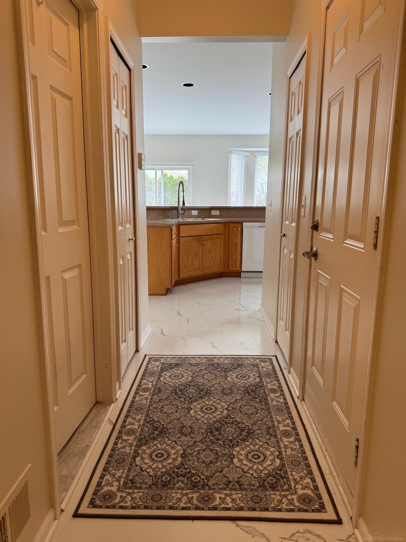 48364 Franklin Drive, Macomb, MI, 48044