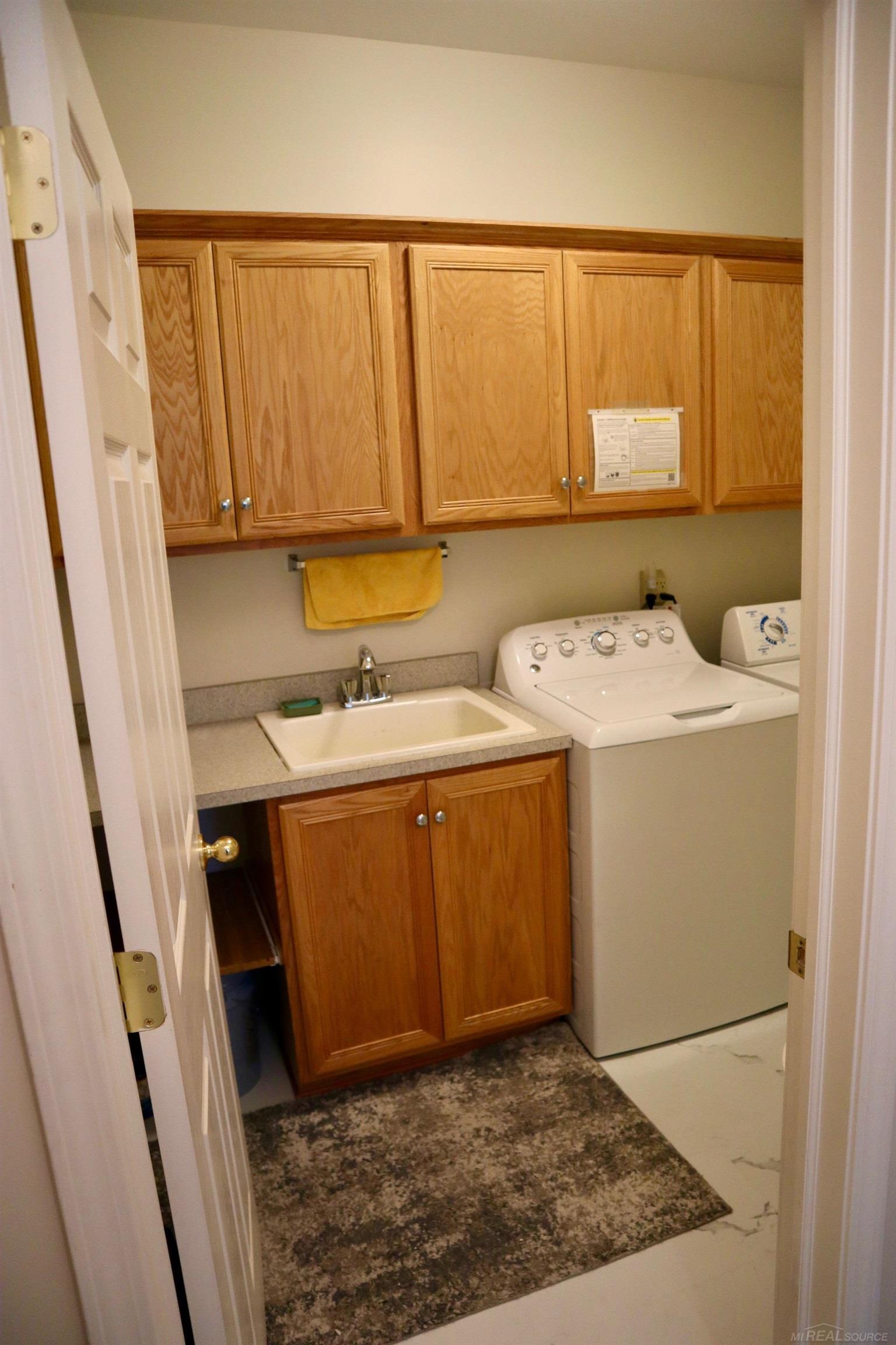 48364 Franklin Drive, Macomb, MI, 48044