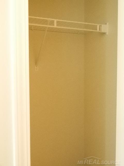 48364 Franklin Drive, Macomb, MI, 48044