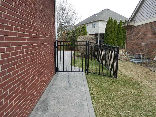 48364 Franklin Drive, Macomb, MI, 48044