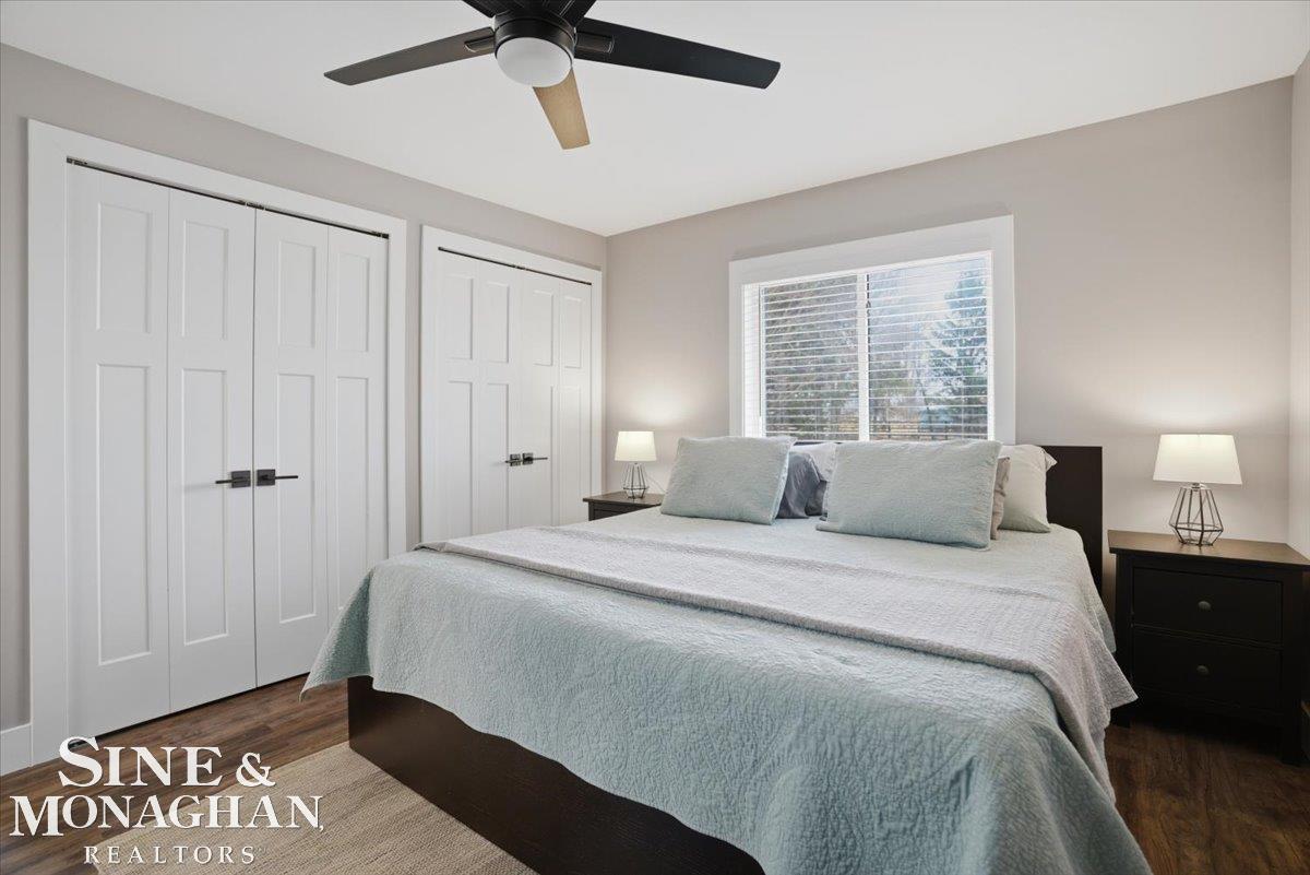 East China, MI, 48054