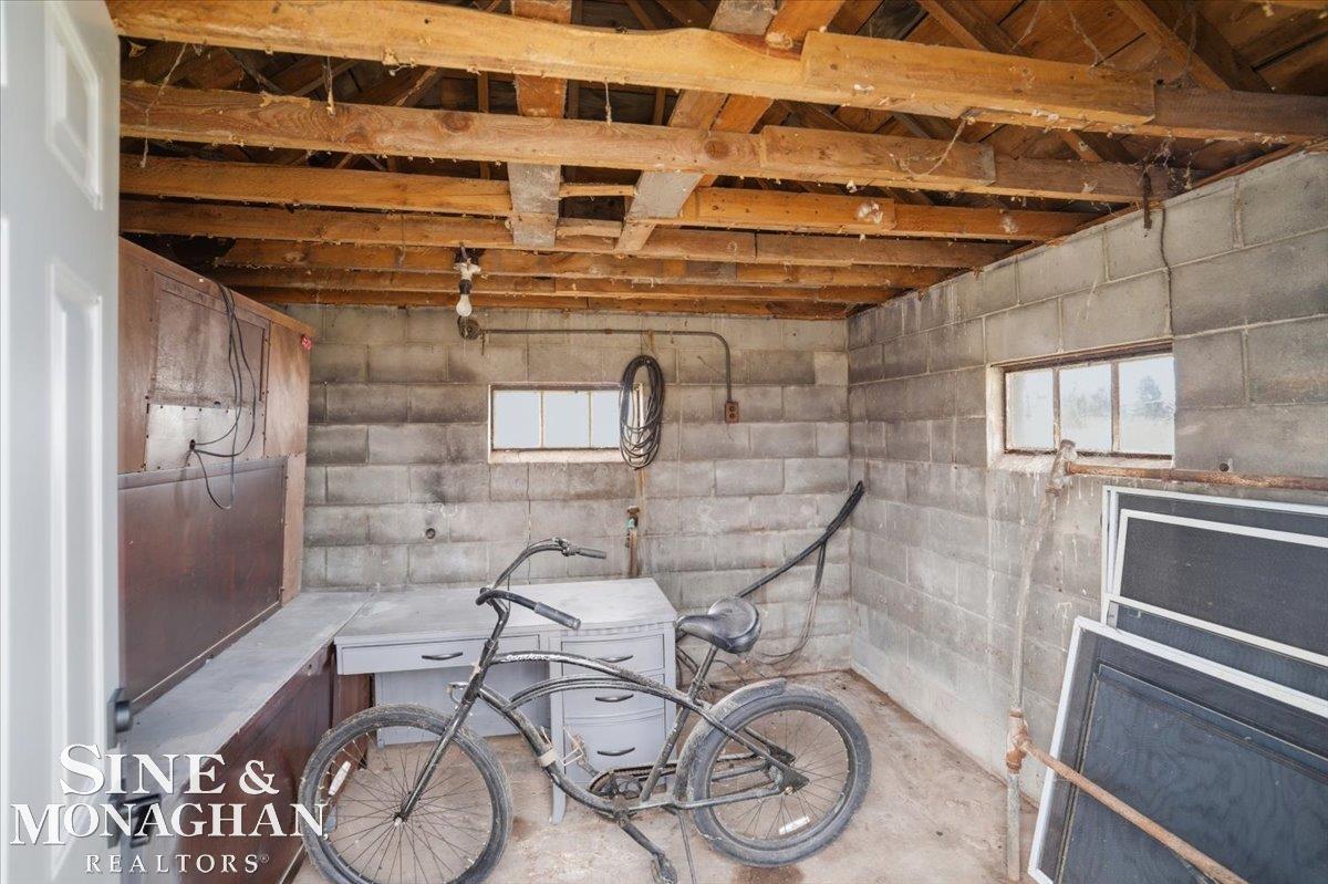 East China, MI, 48054