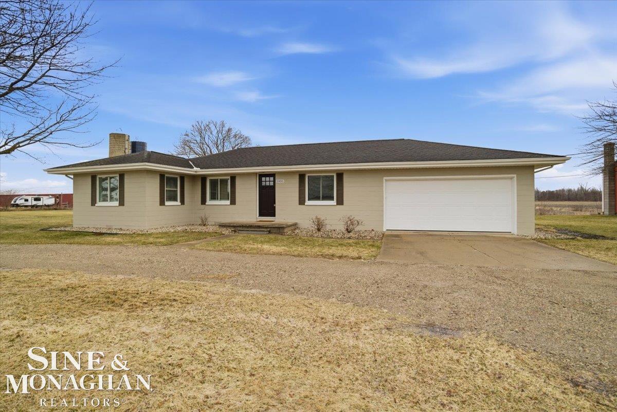 East China, MI, 48054