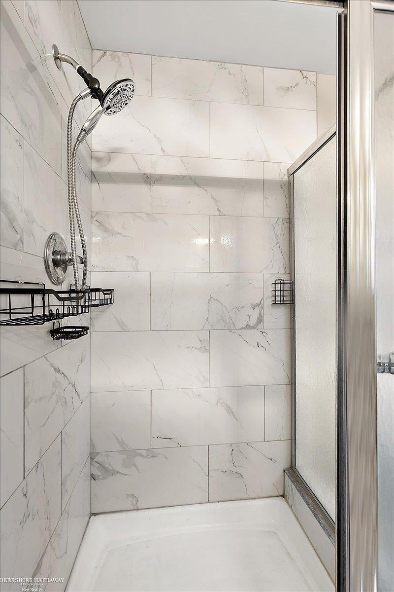 9105 Timbercrest Lane, Whitmore Lake, MI, 48189