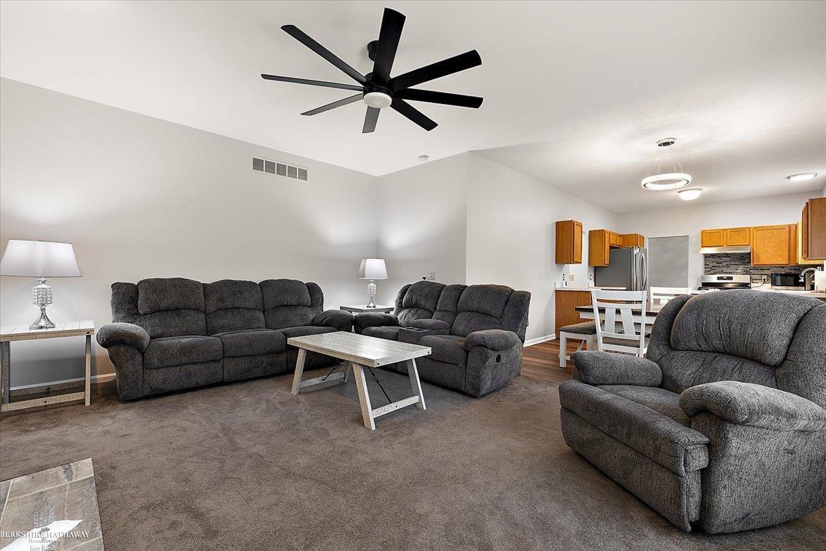 9105 Timbercrest Lane, Whitmore Lake, MI, 48189