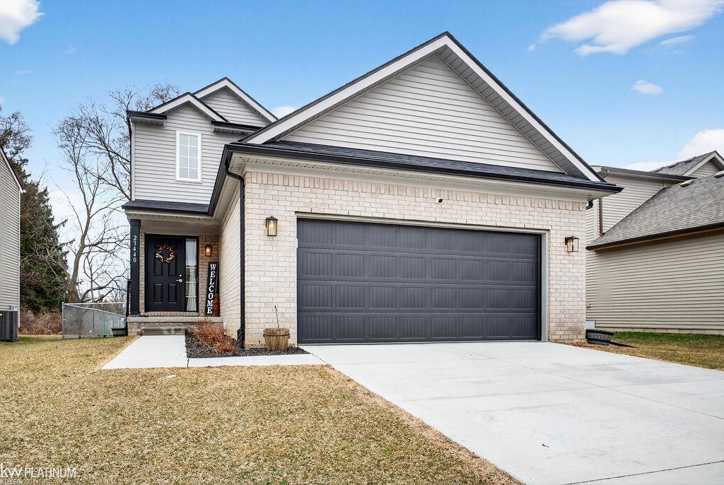 23440 Grandy Street, Clinton Township, MI, 48035