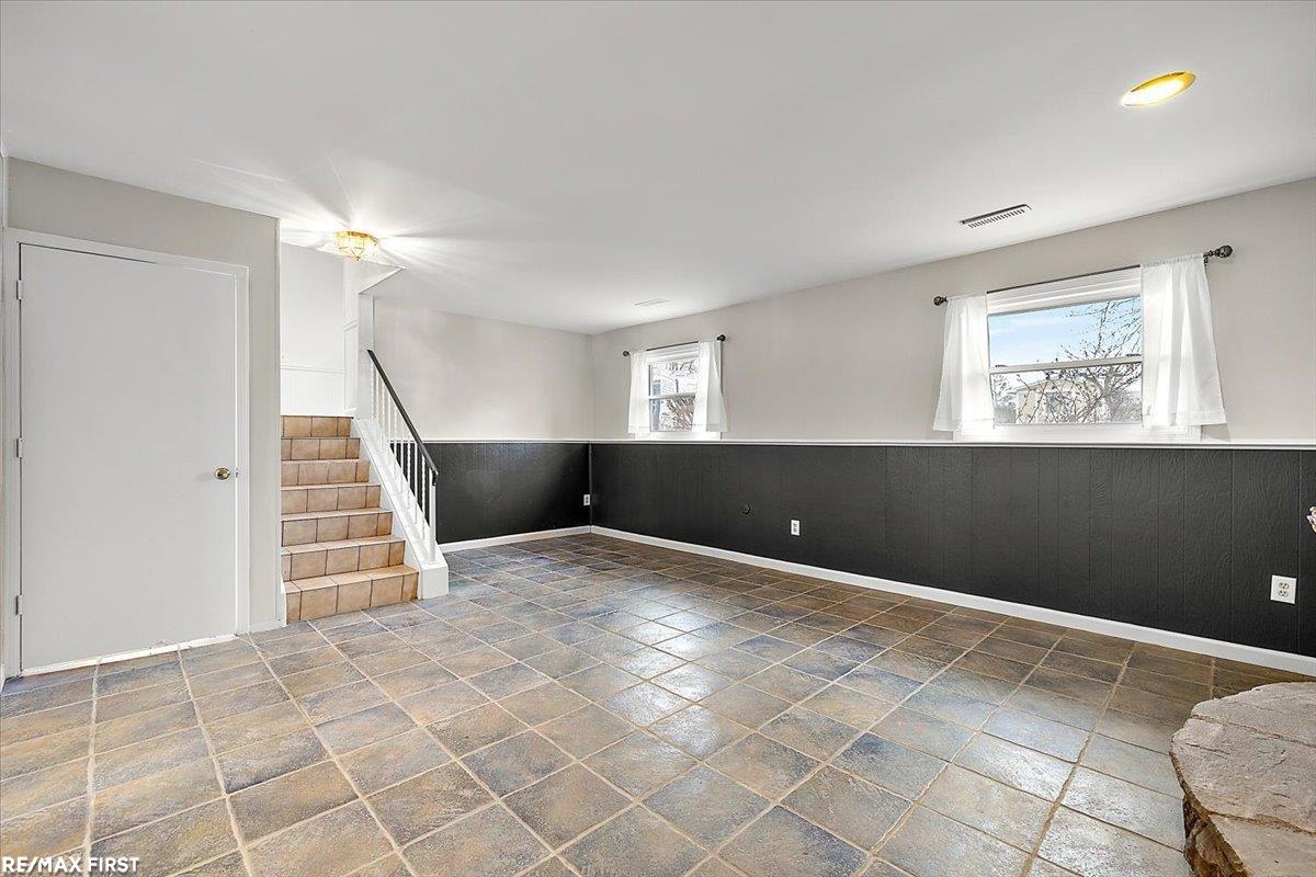 MLS #58050202403 image #35