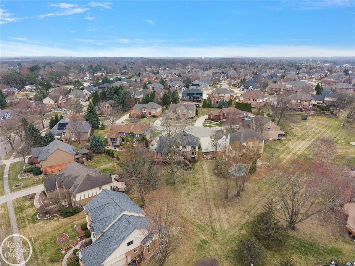 54168 Overbrook Court, Shelby Twp, MI, 48316-1300