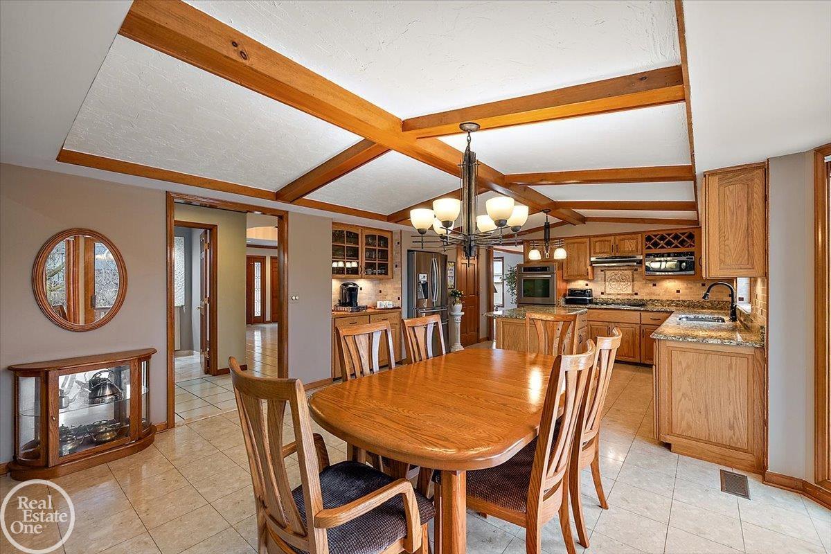 54168 Overbrook Court, Shelby Twp, MI, 48316-1300