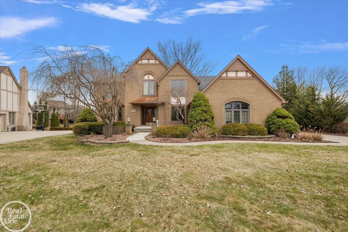 54168 Overbrook Court, Shelby Twp, MI, 48316-1300