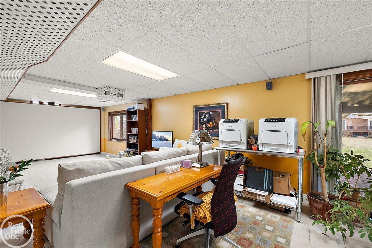 54168 Overbrook Court, Shelby Twp, MI, 48316-1300