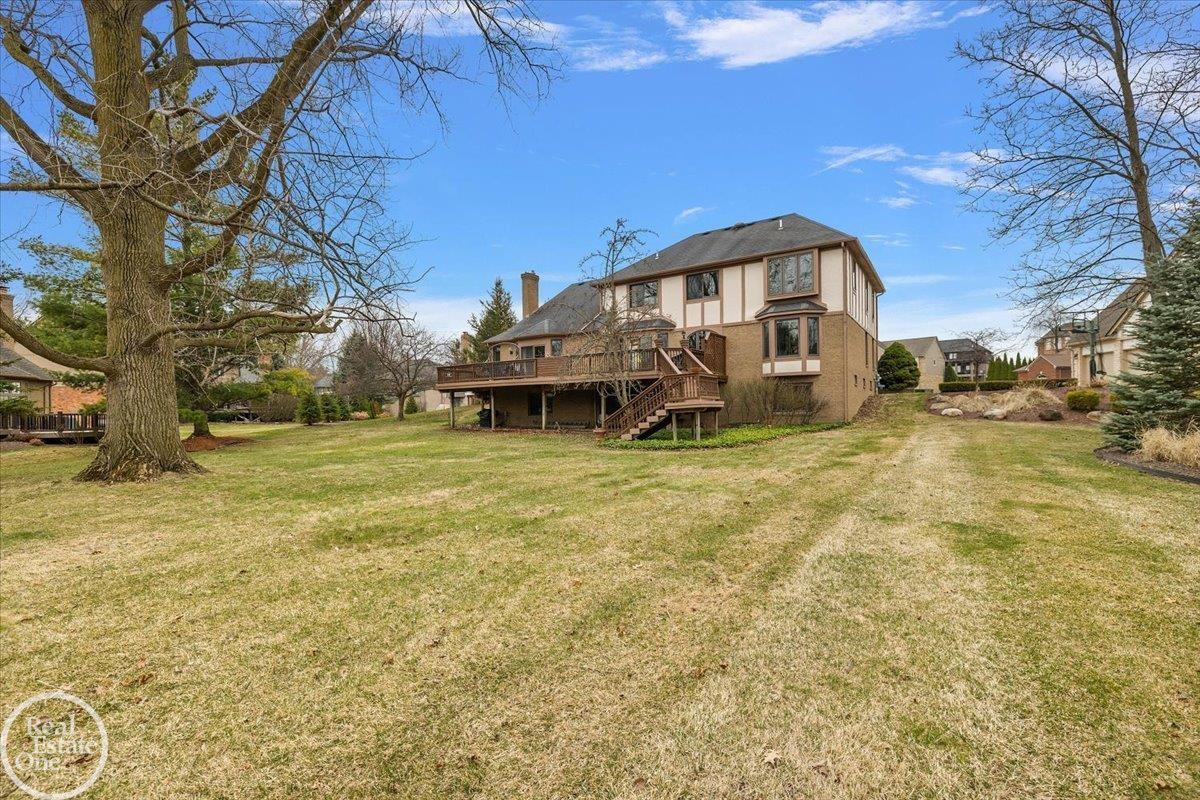 54168 Overbrook Court, Shelby Twp, MI, 48316-1300