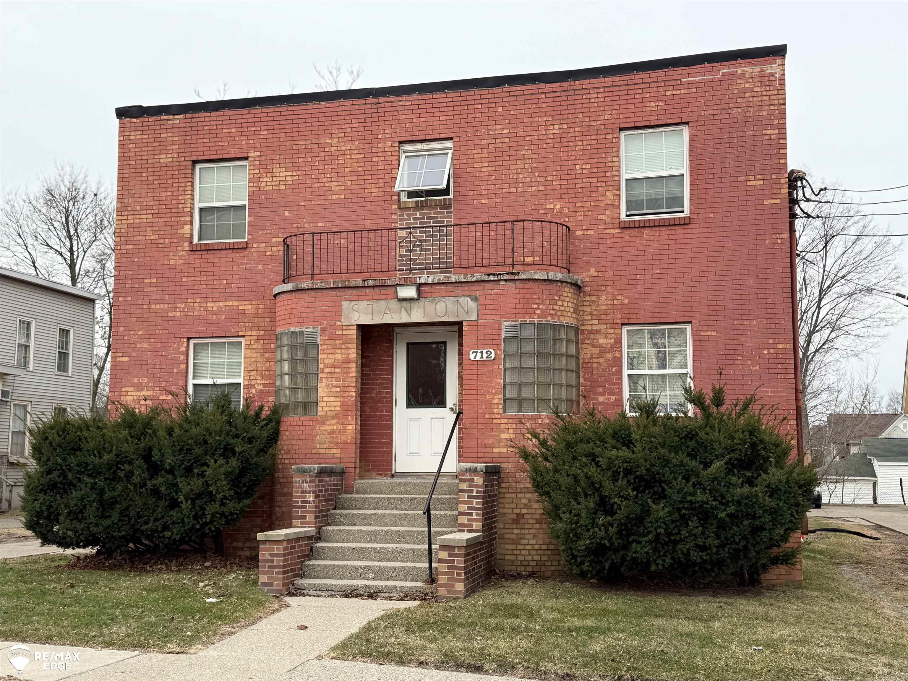 712 S Grand Traverse Street