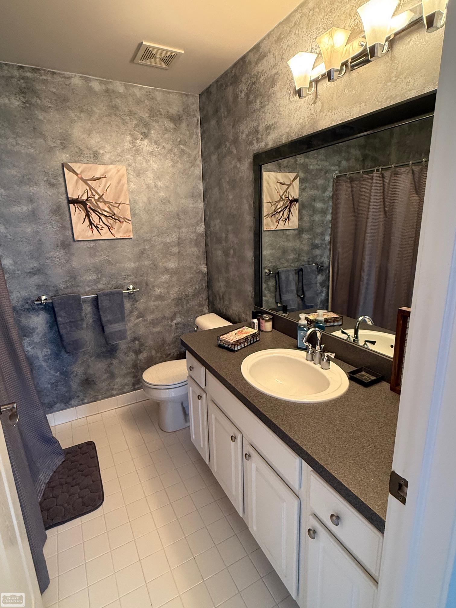 16547 Covington Drive, Clinton Township, MI, 48038