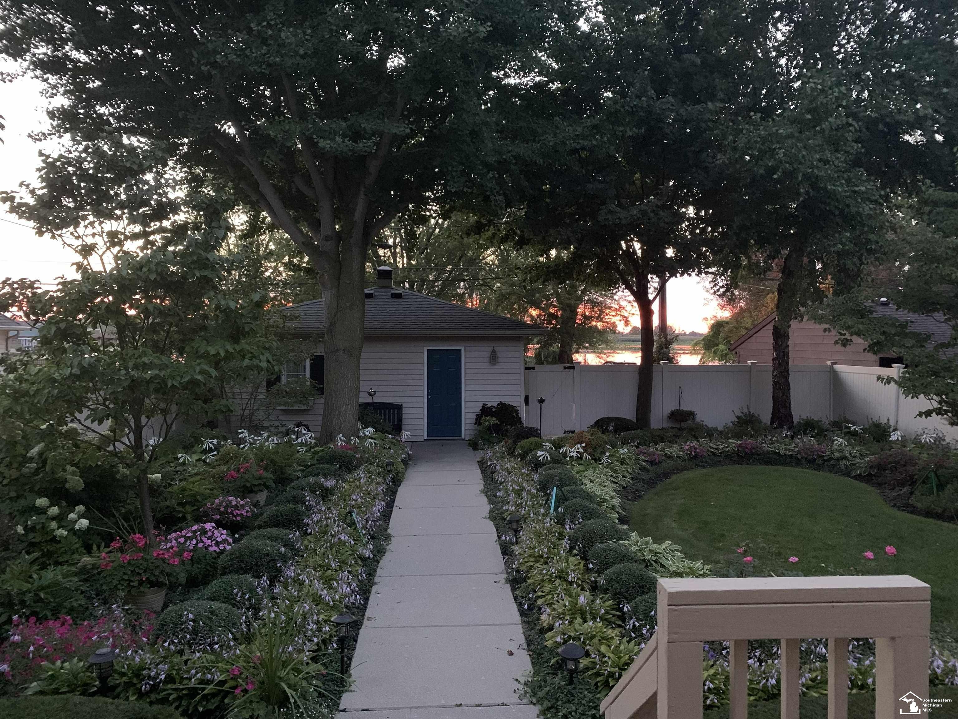 Monroe, MI, 48145-9773