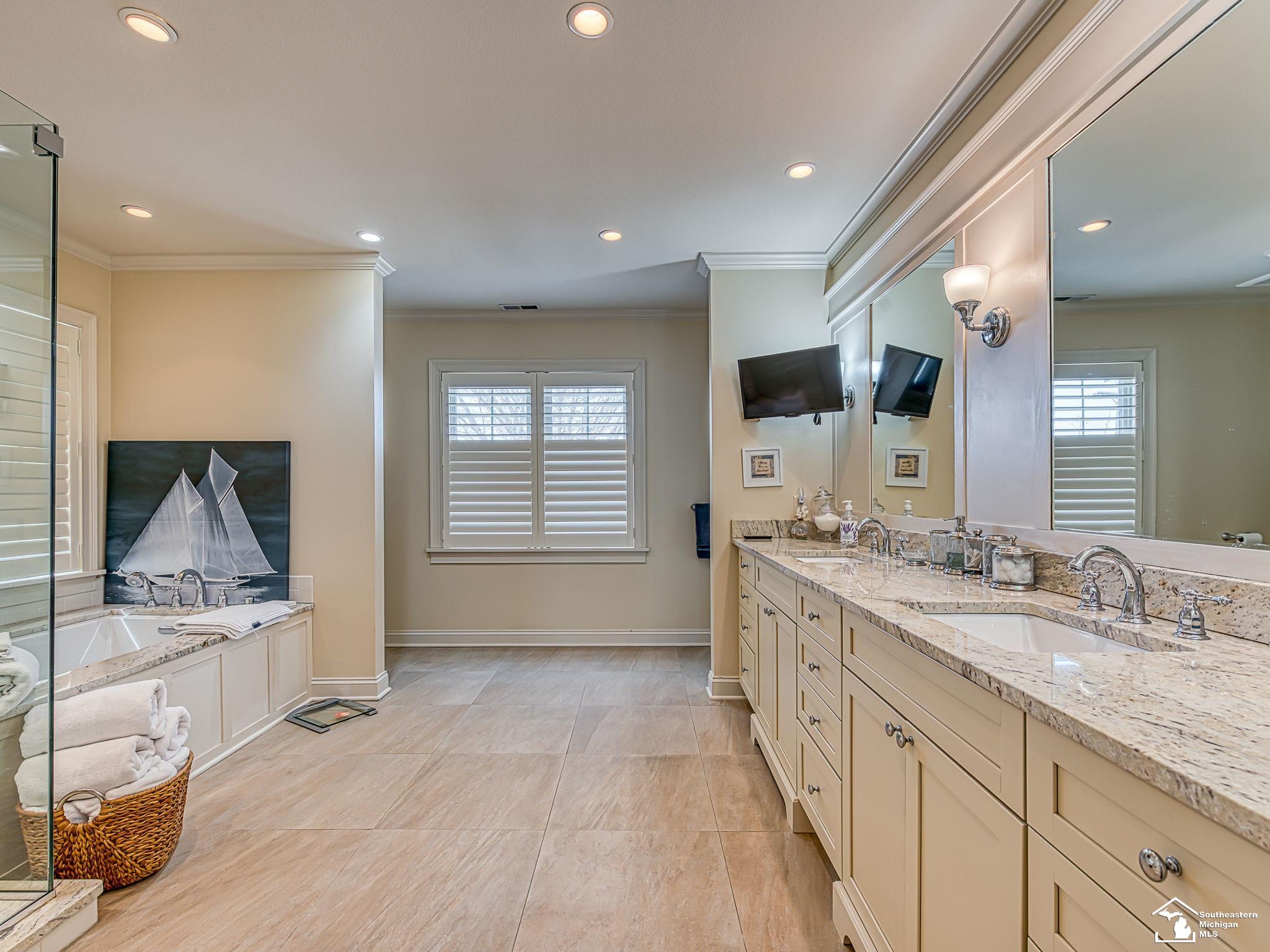 Monroe, MI, 48145-9773