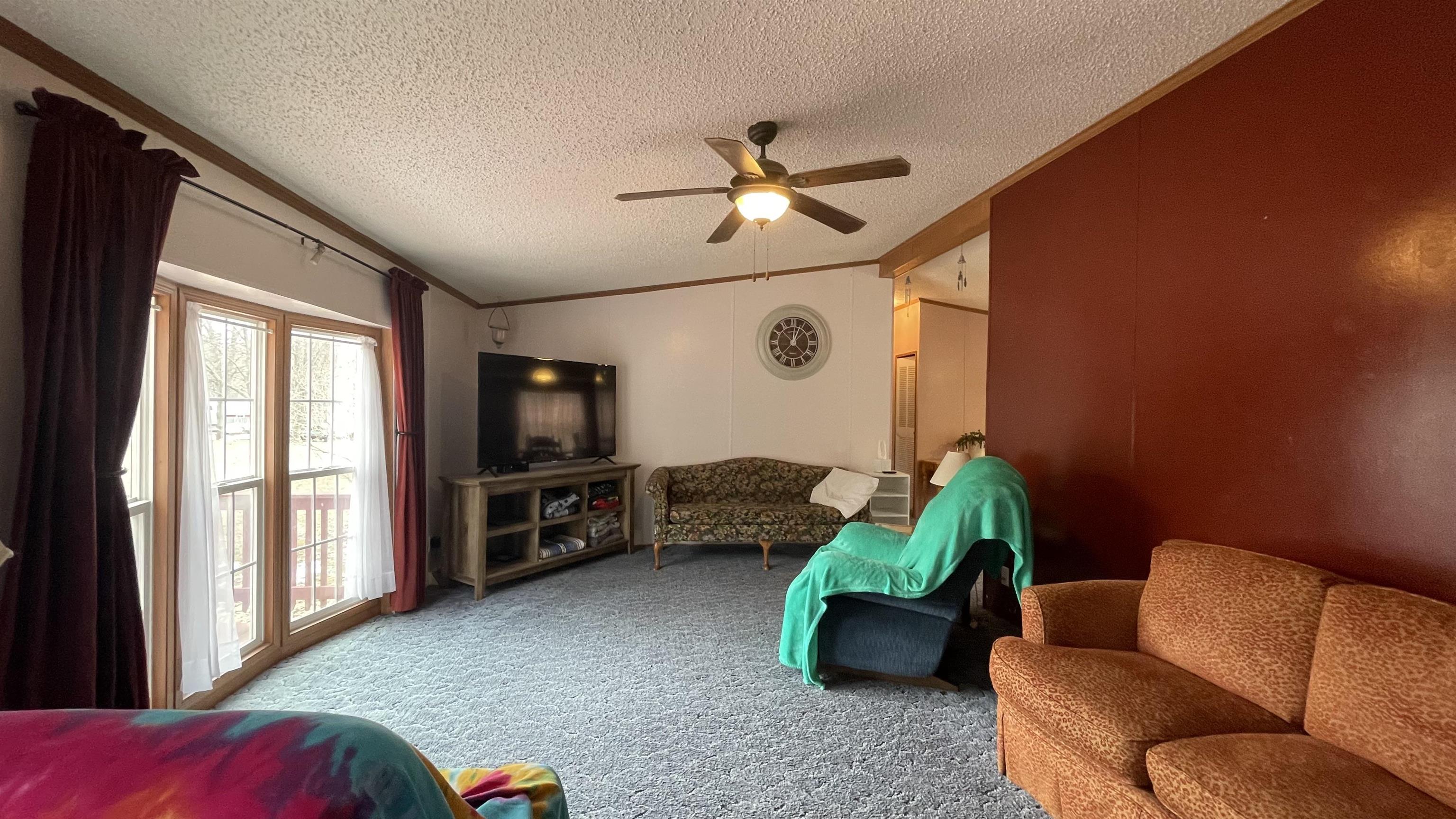 Farwell, MI, 48622