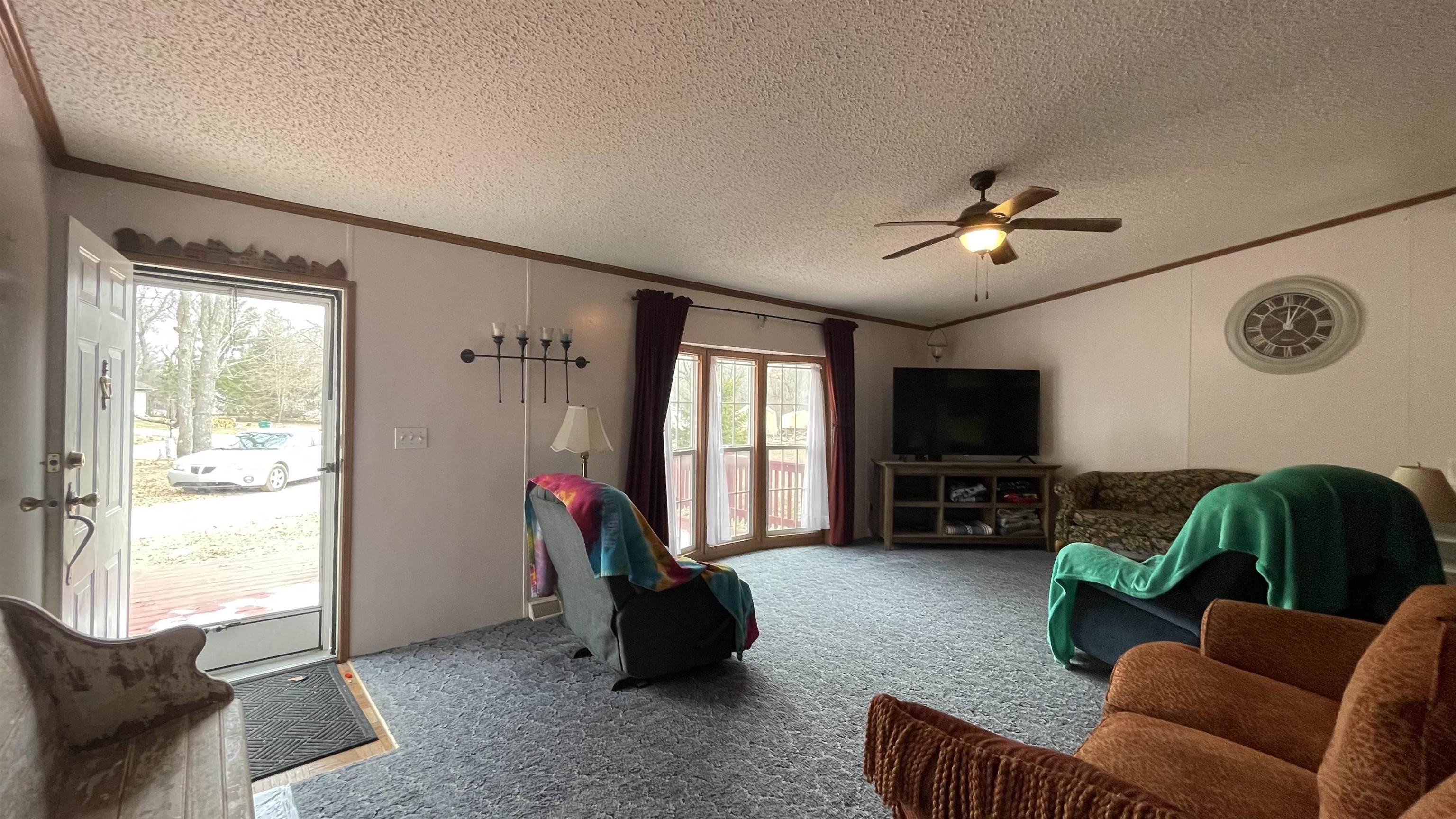 Farwell, MI, 48622