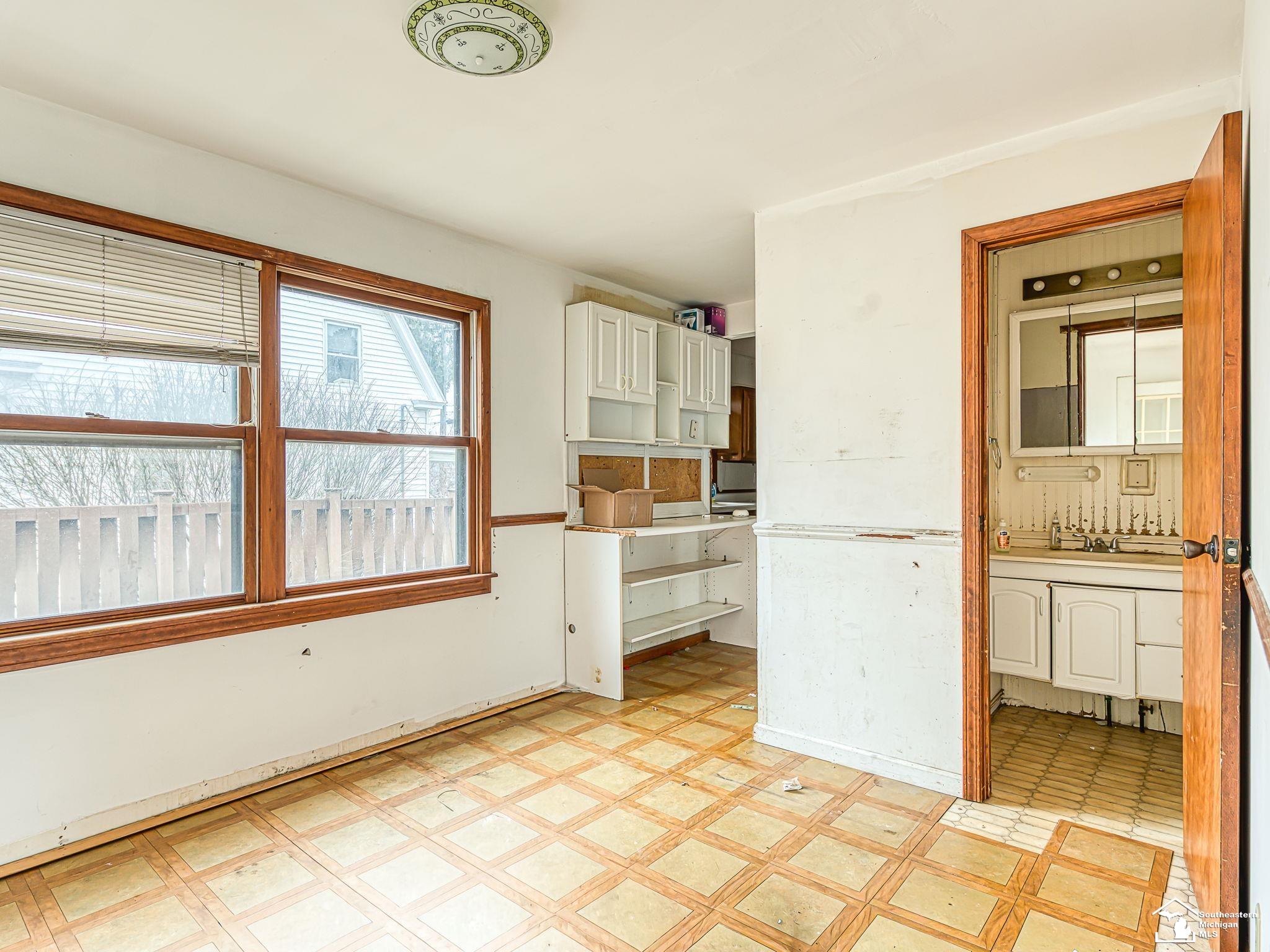 836 Lincoln Street, Jackson, MI, 49202