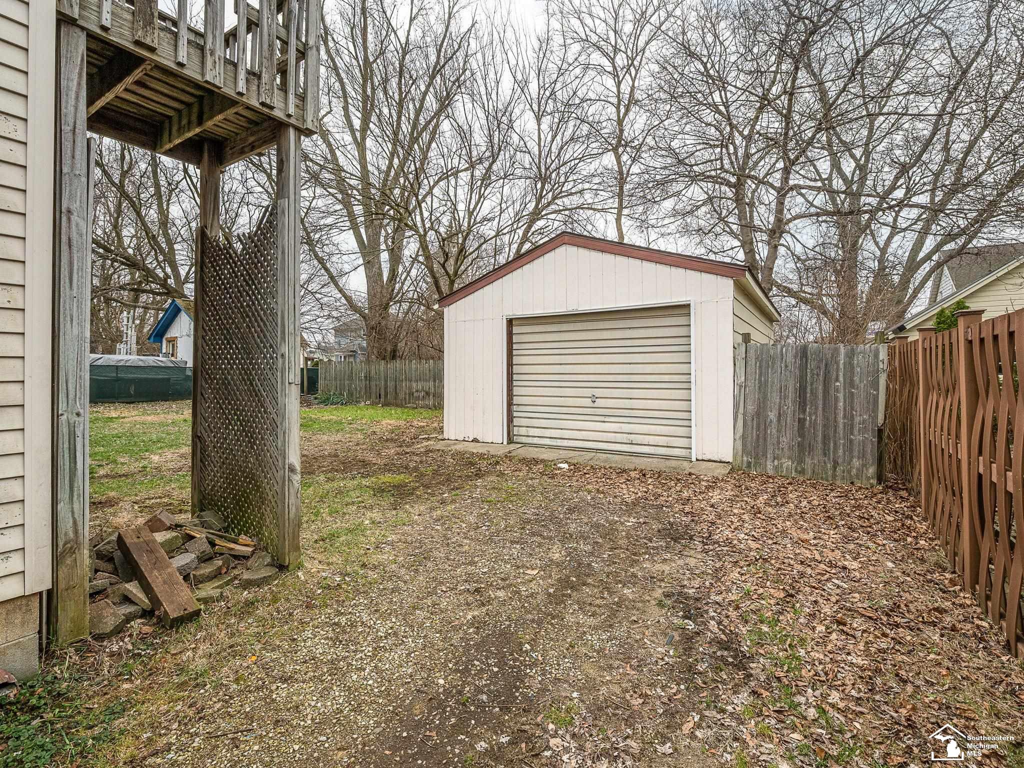 836 Lincoln Street, Jackson, MI, 49202