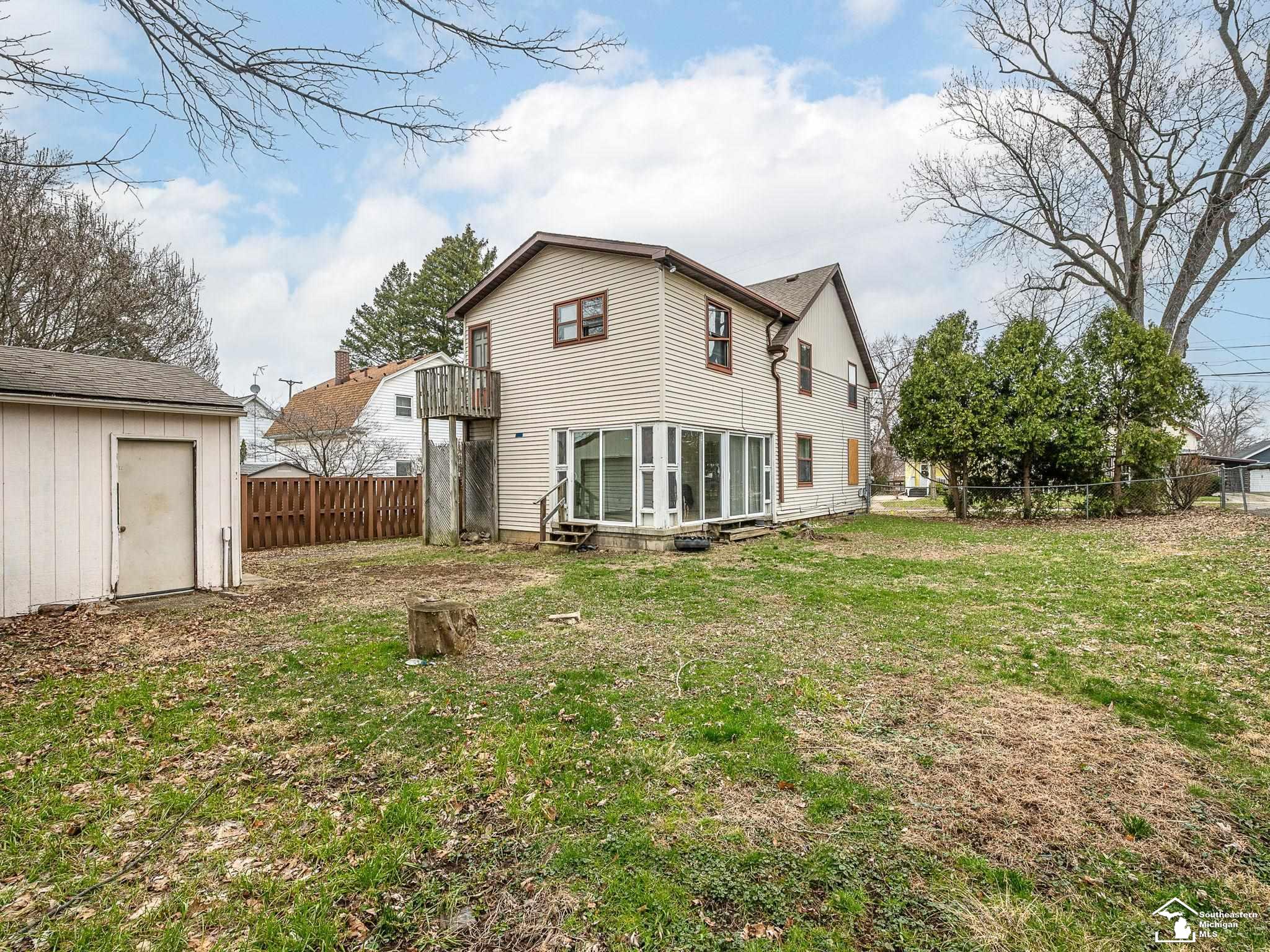 836 Lincoln Street, Jackson, MI, 49202