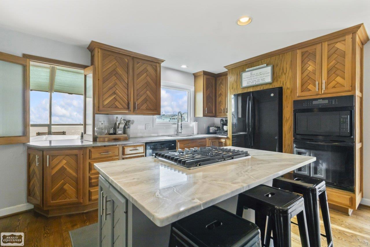 22592 Van Street, Saint Clair Shores, MI, 48047