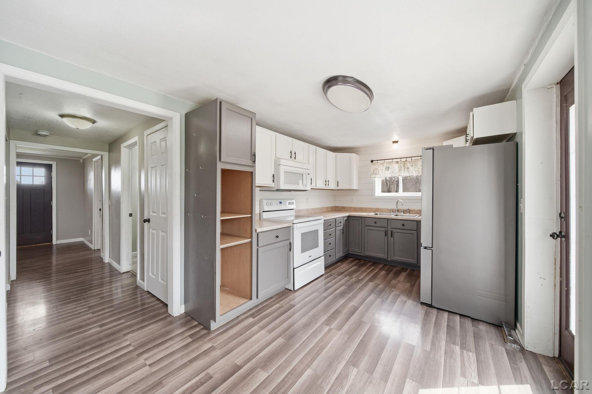 126 E Albert Street, Adrian, MI, 49221