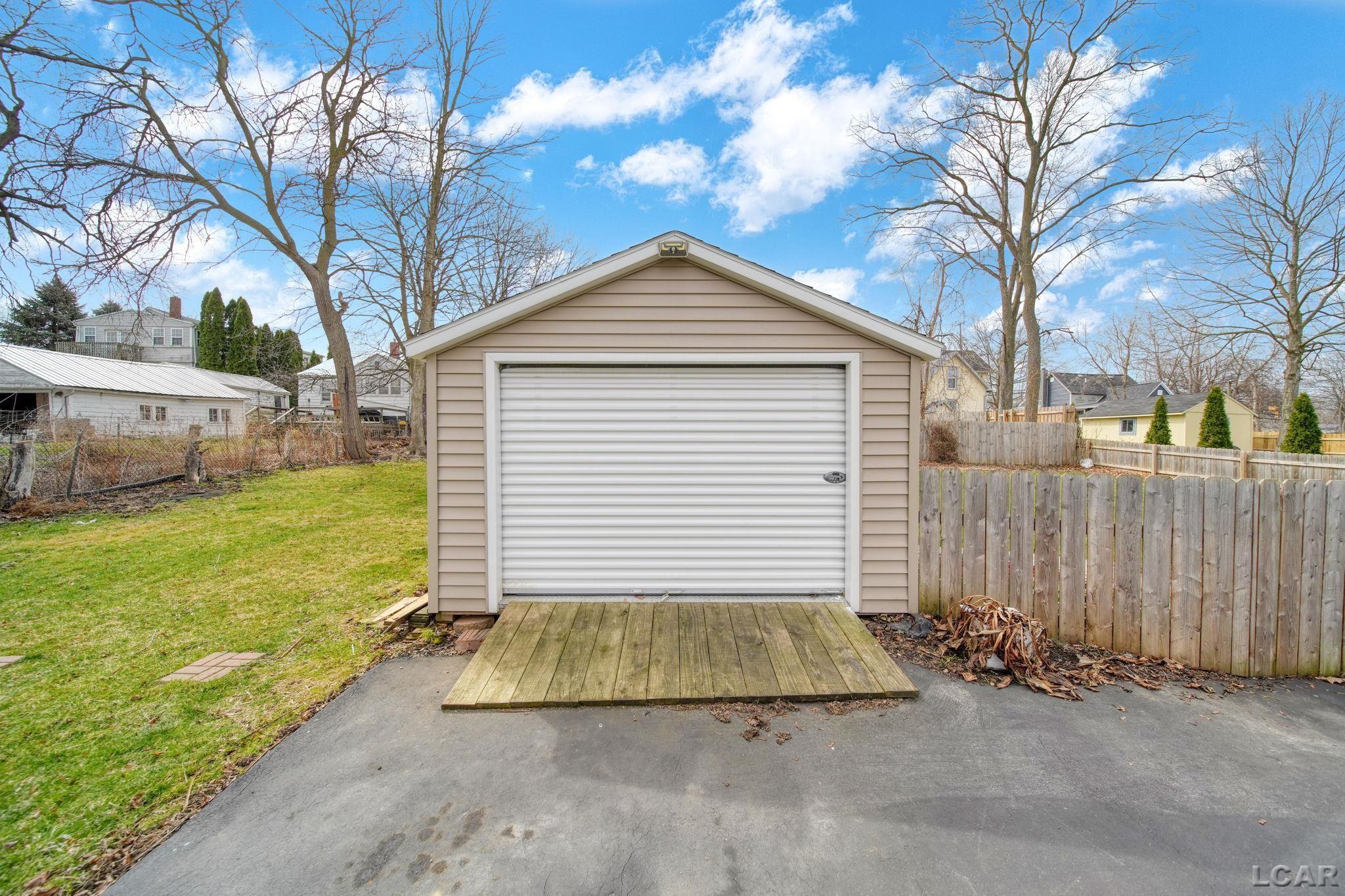 126 E Albert Street, Adrian, MI, 49221