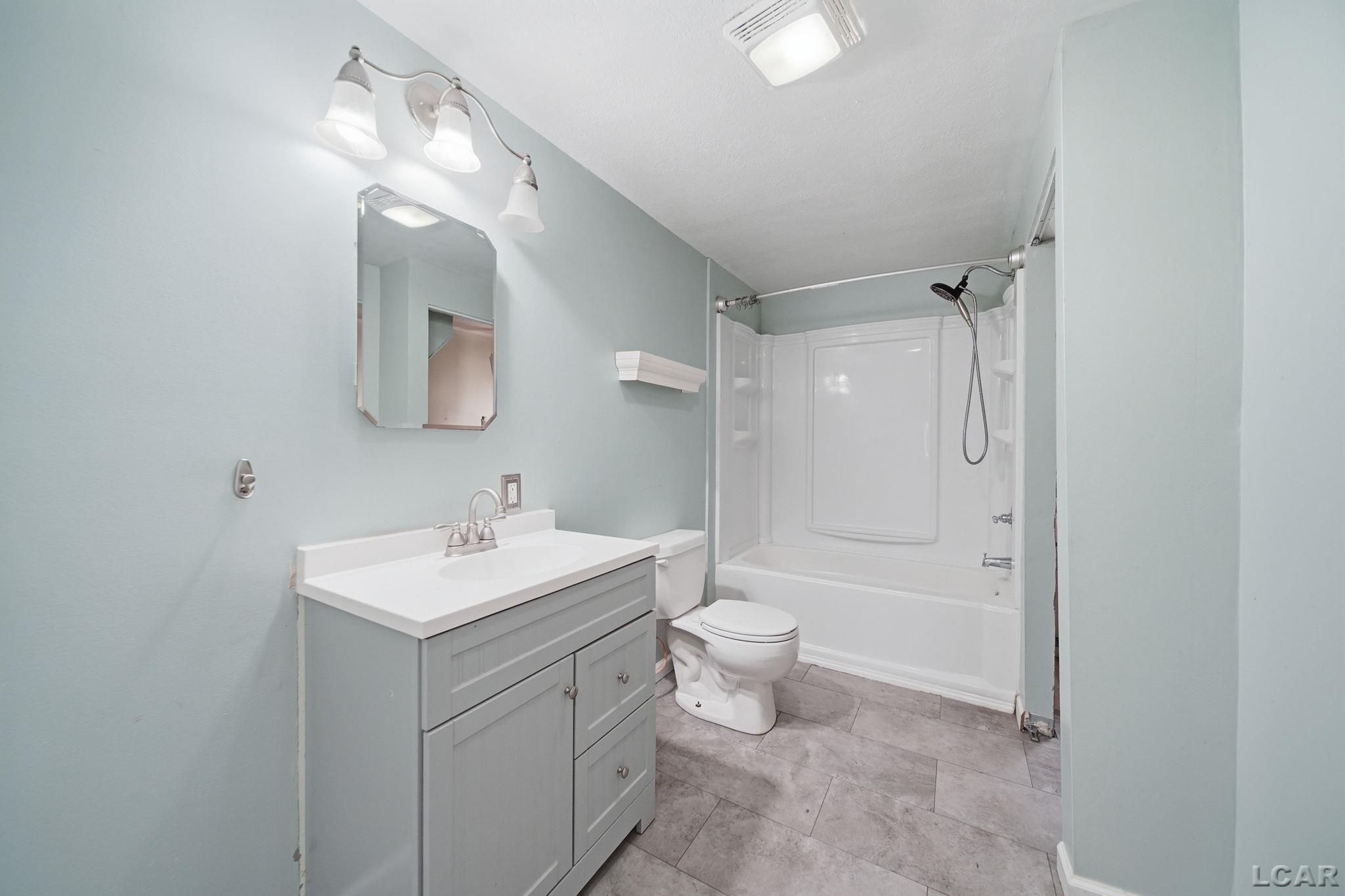 126 E Albert Street, Adrian, MI, 49221