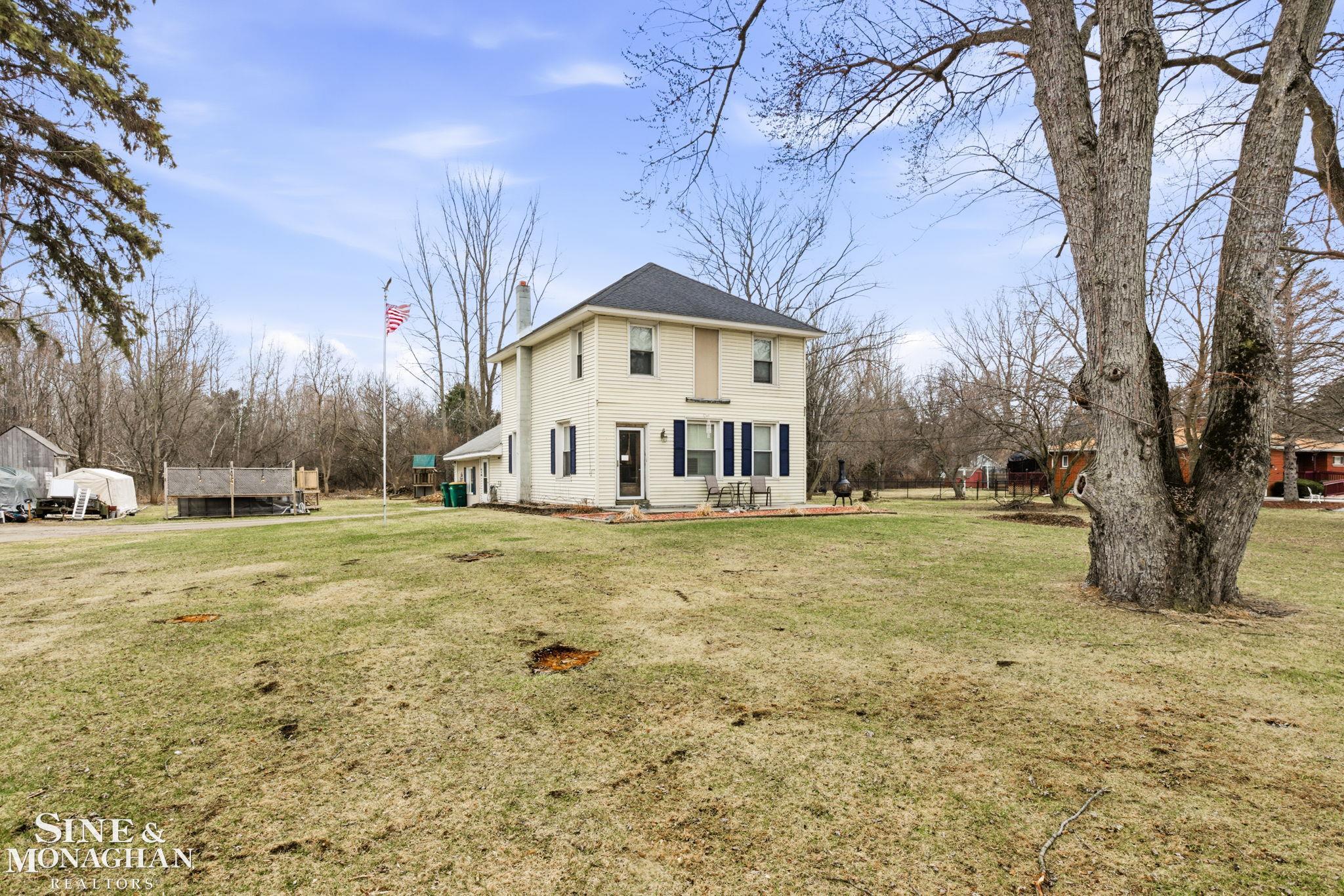 3925 W Water Street, Port Huron, MI, 48060