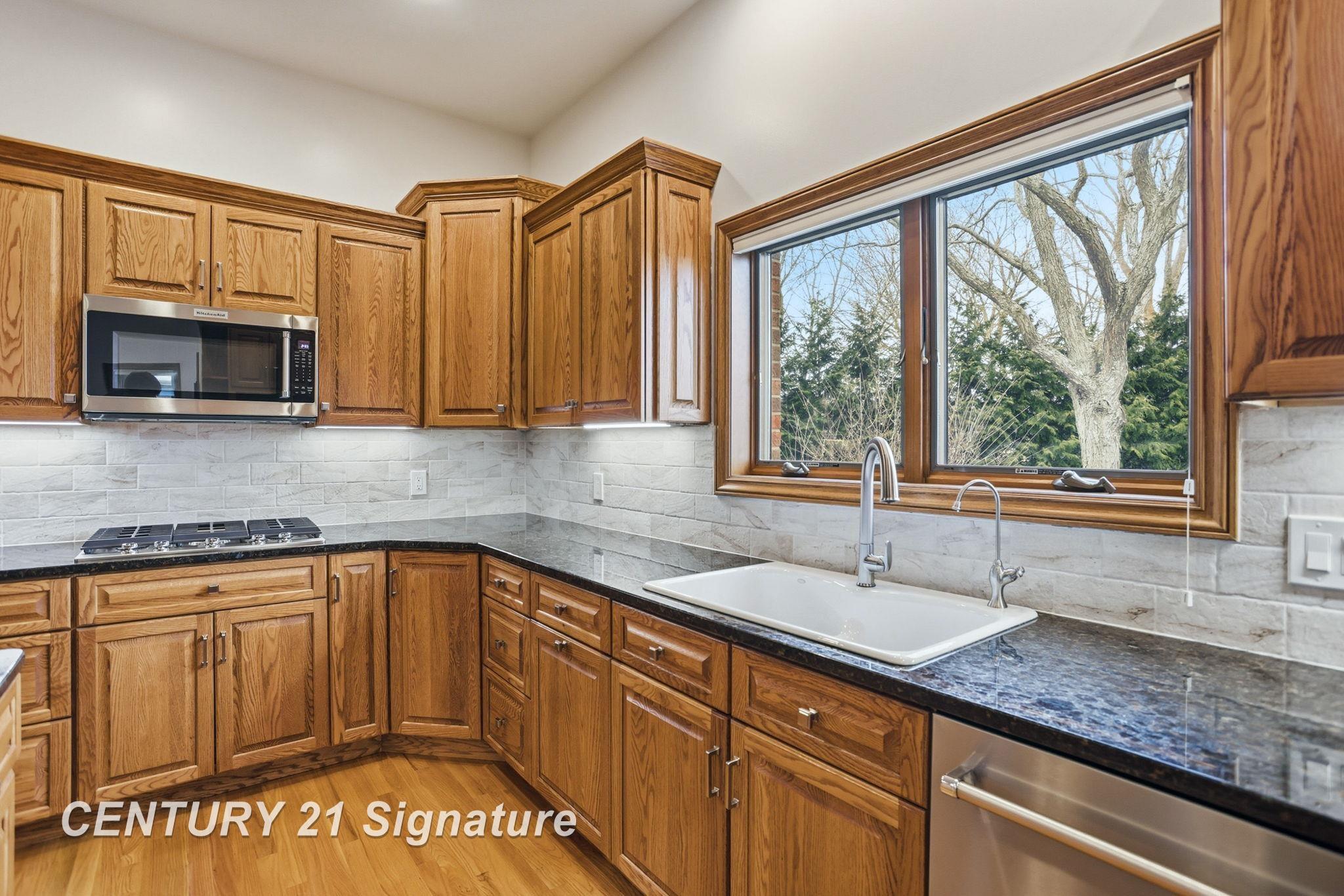 12 W Grove Court, Freeland, MI, 48623