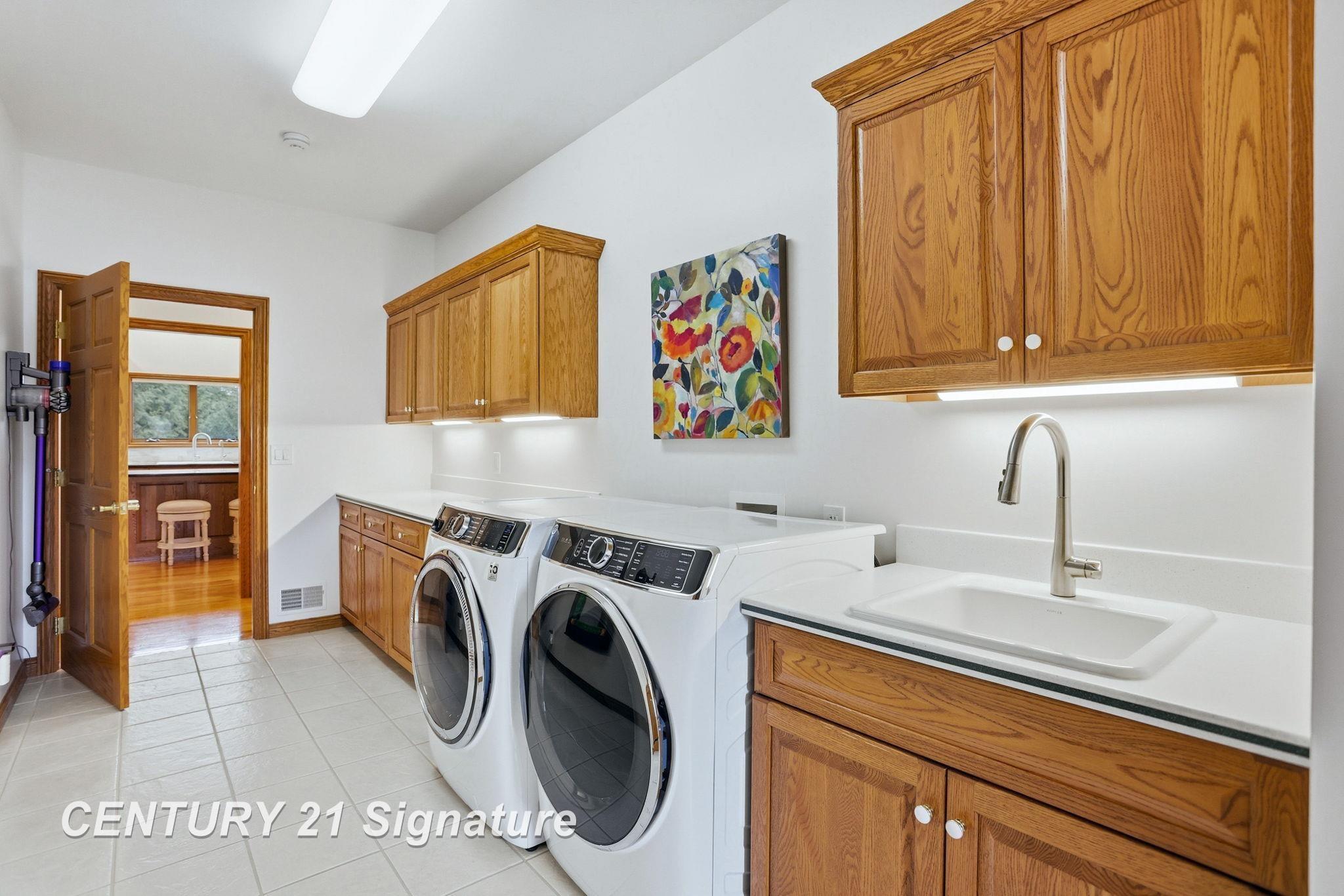 12 W Grove Court, Freeland, MI, 48623