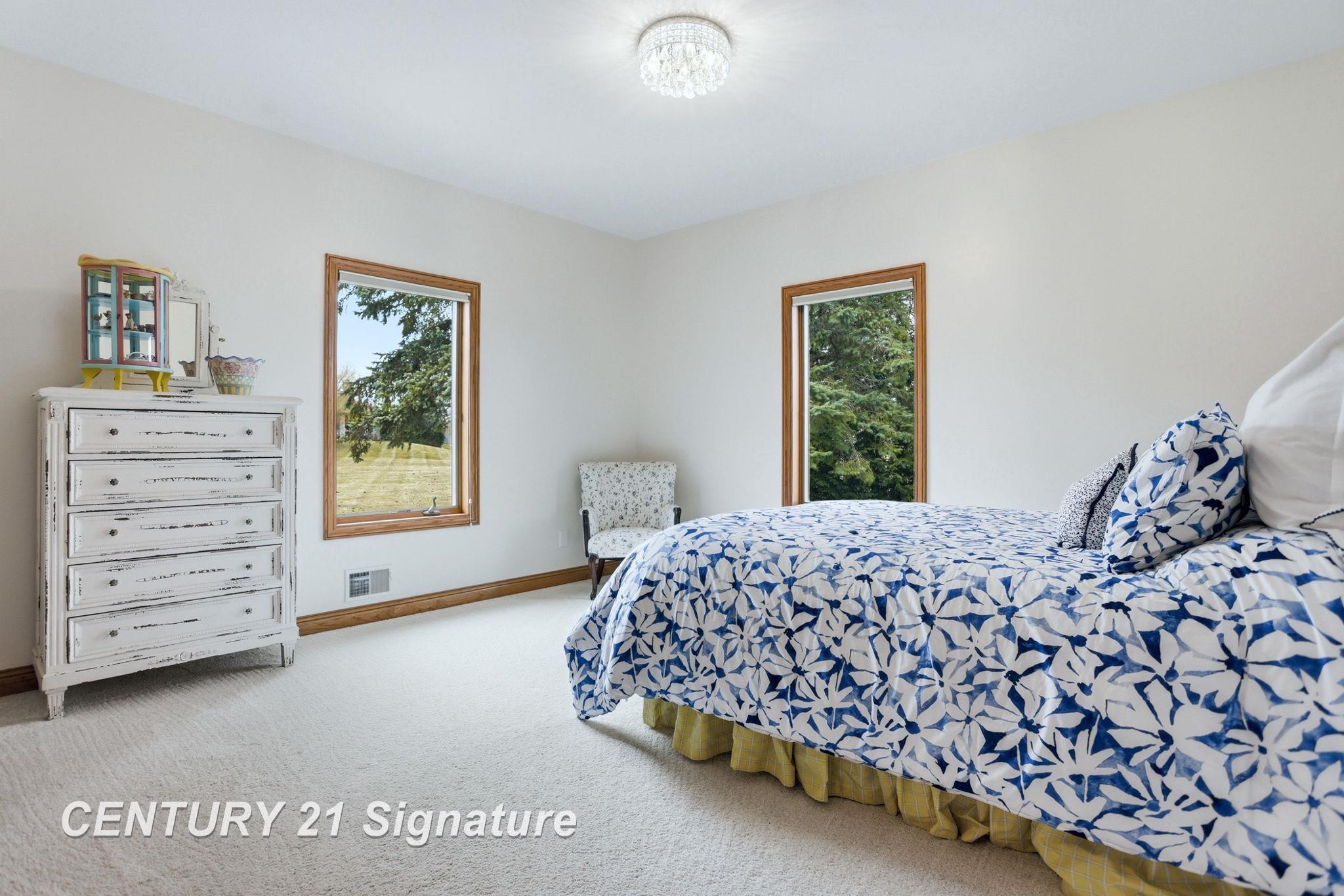 12 W Grove Court, Freeland, MI, 48623